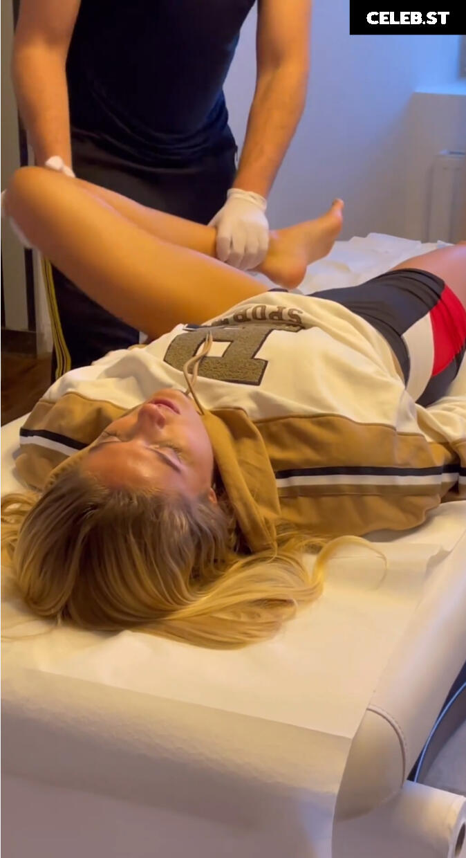 Alica Schmidt Image 569780