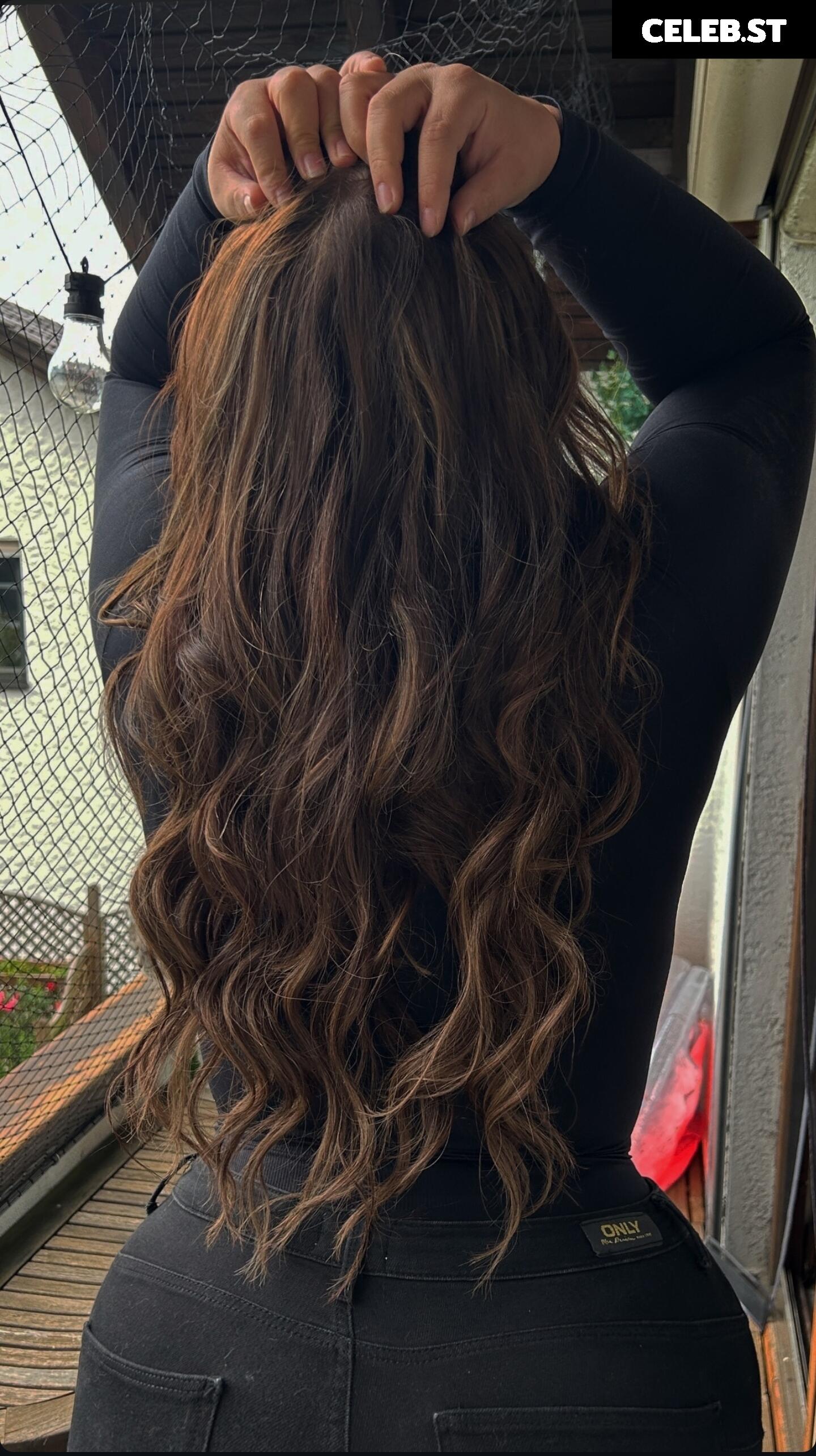 Lara.Marie.v__ Image 569921