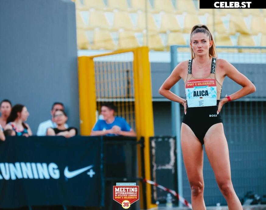 Alica Schmidt Image 568661