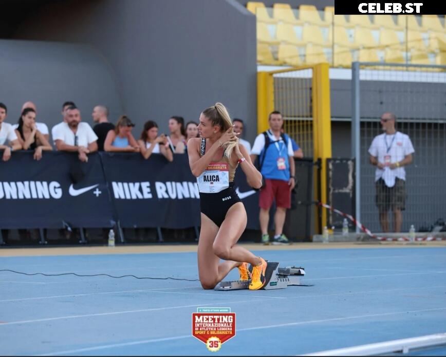 Alica Schmidt Image 568750