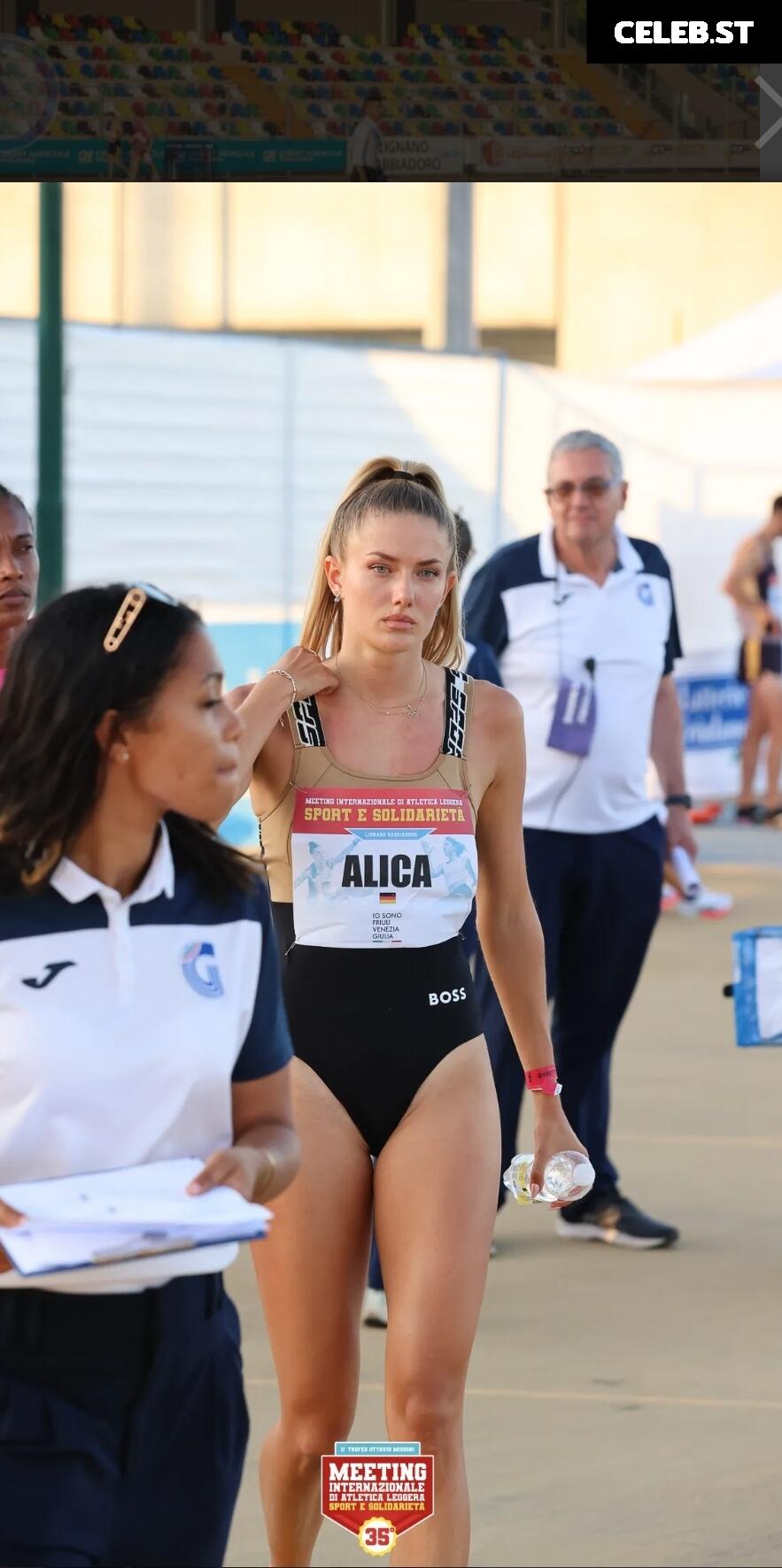 Alica Schmidt Image 568212