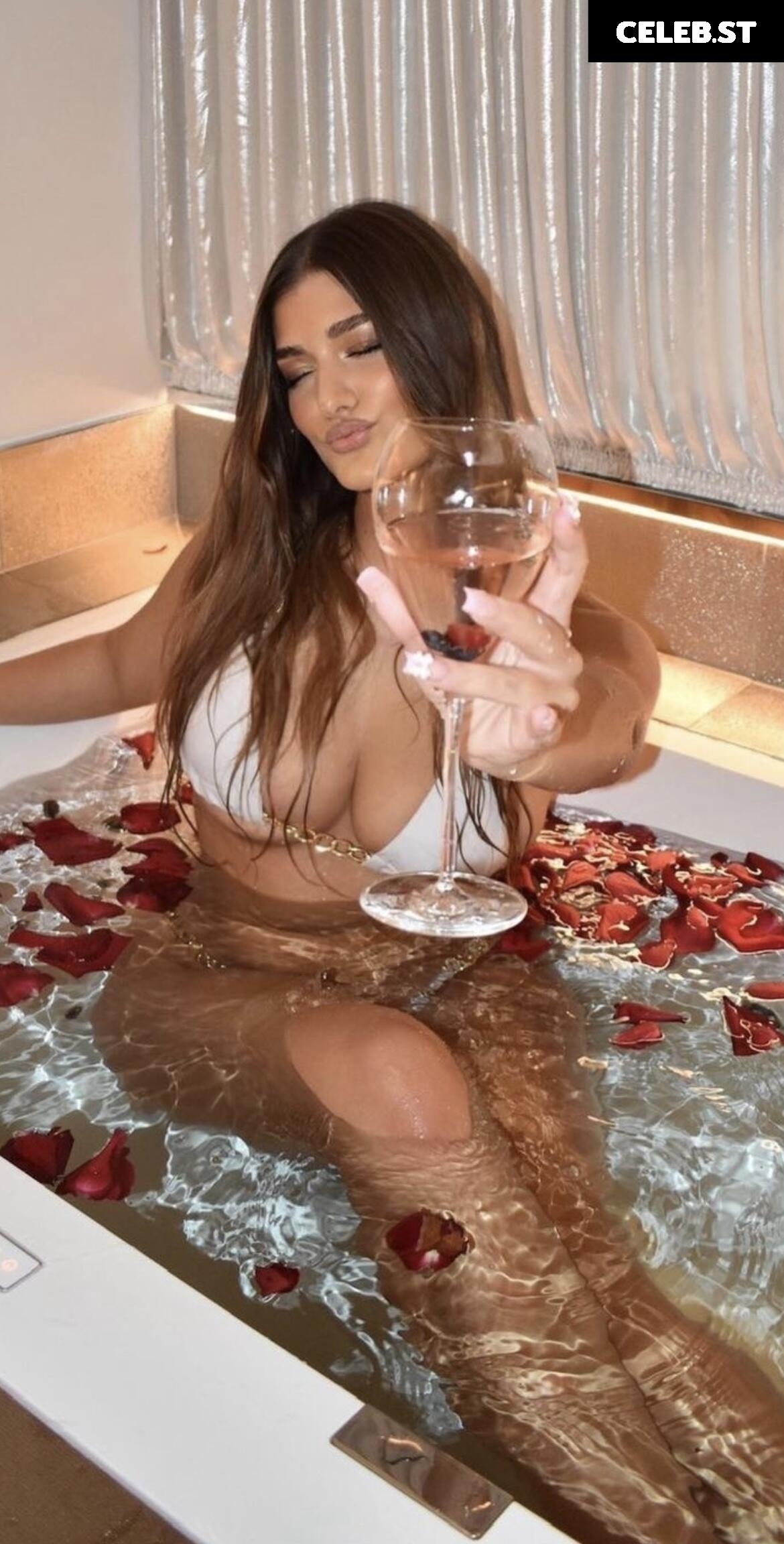 Paola Parente Image 568954