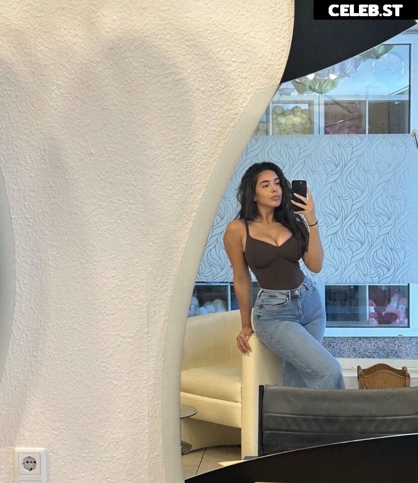 Lya Aylin Image 567691