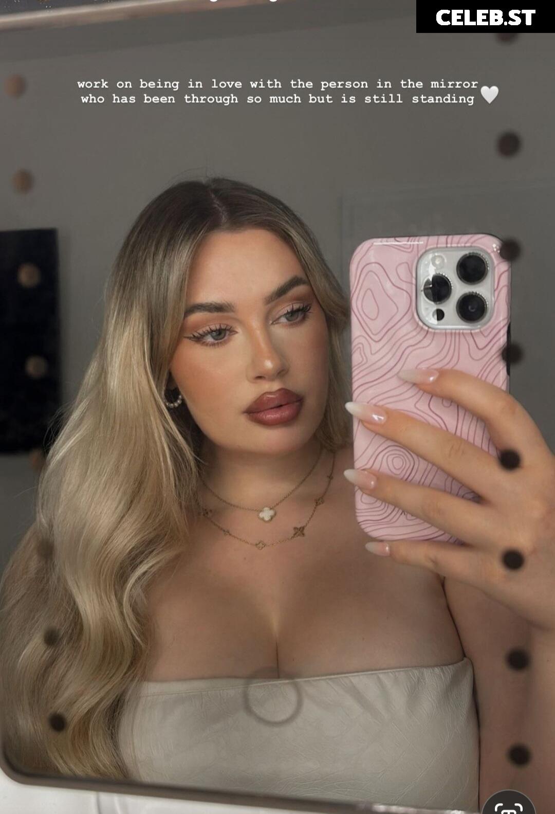 Denise.mski Image 565770