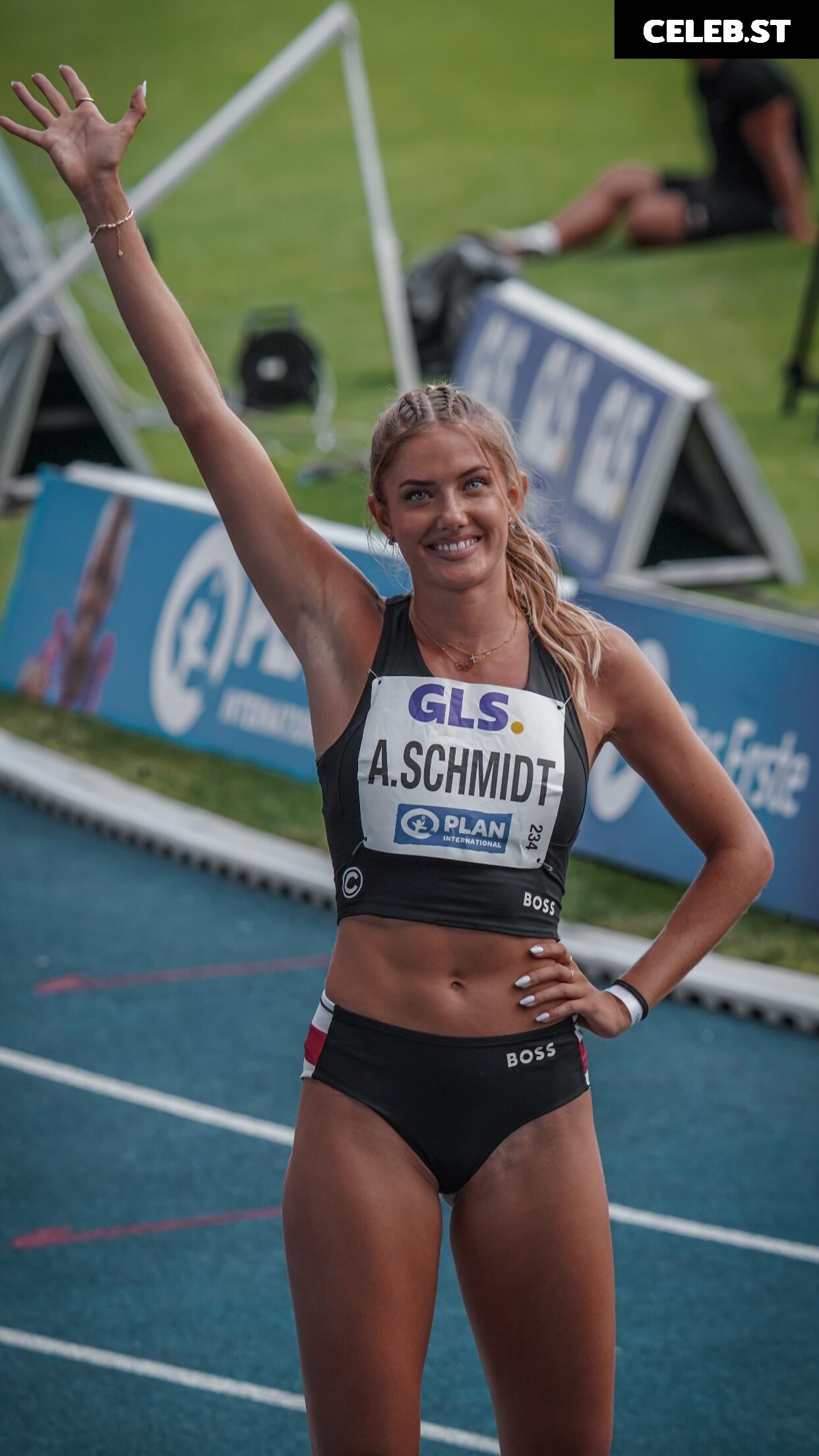 Alica Schmidt Image 565989