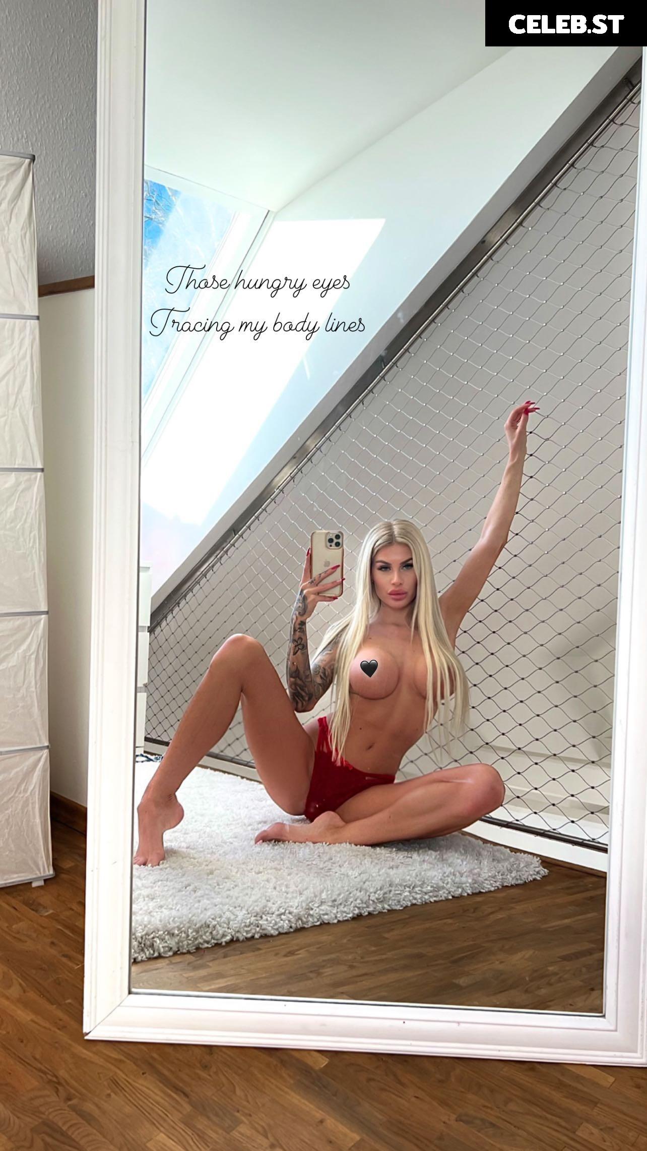 Princess Léonie Alwine Image 565889