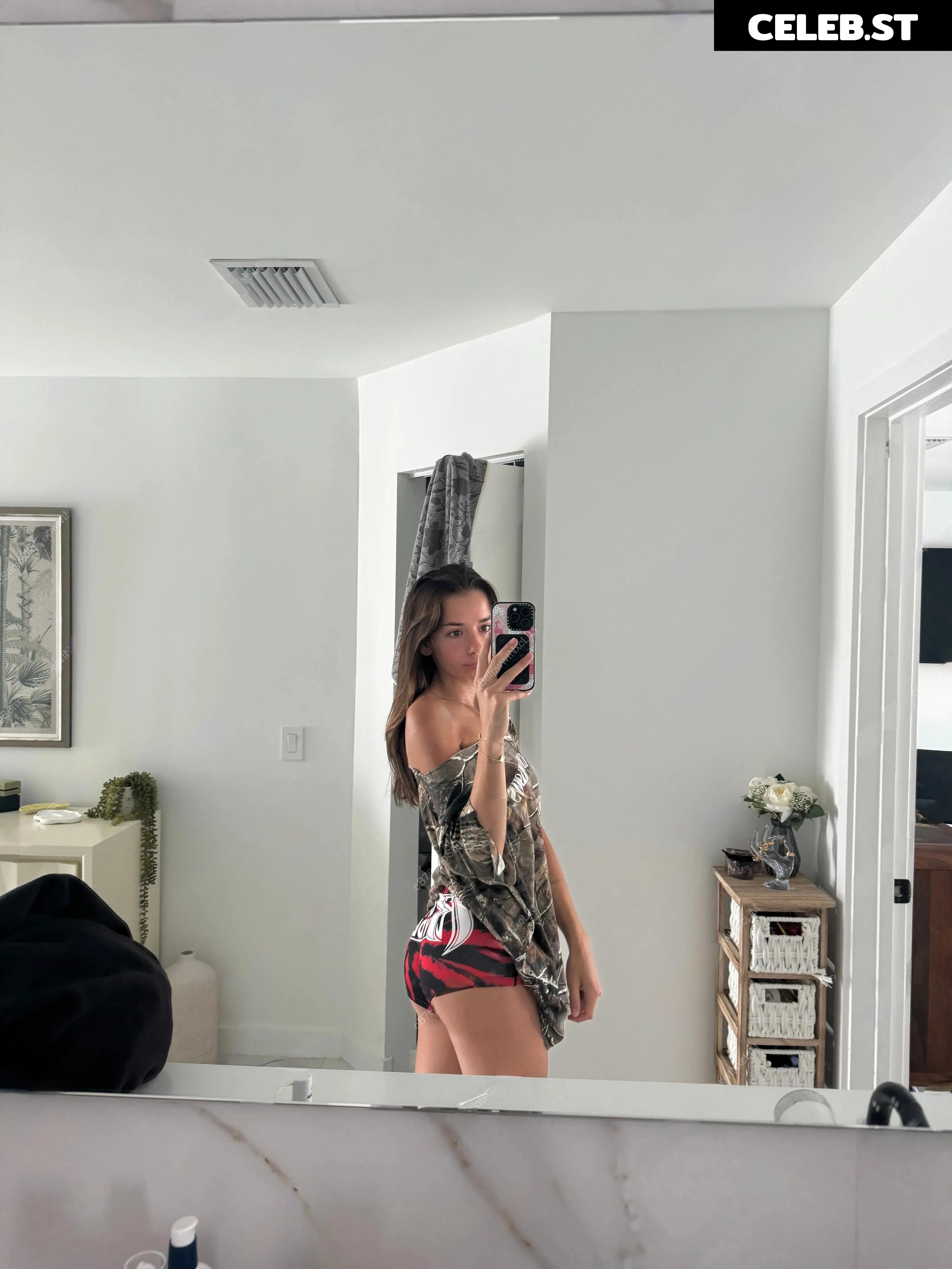 Sadie Mckenna Image 561633