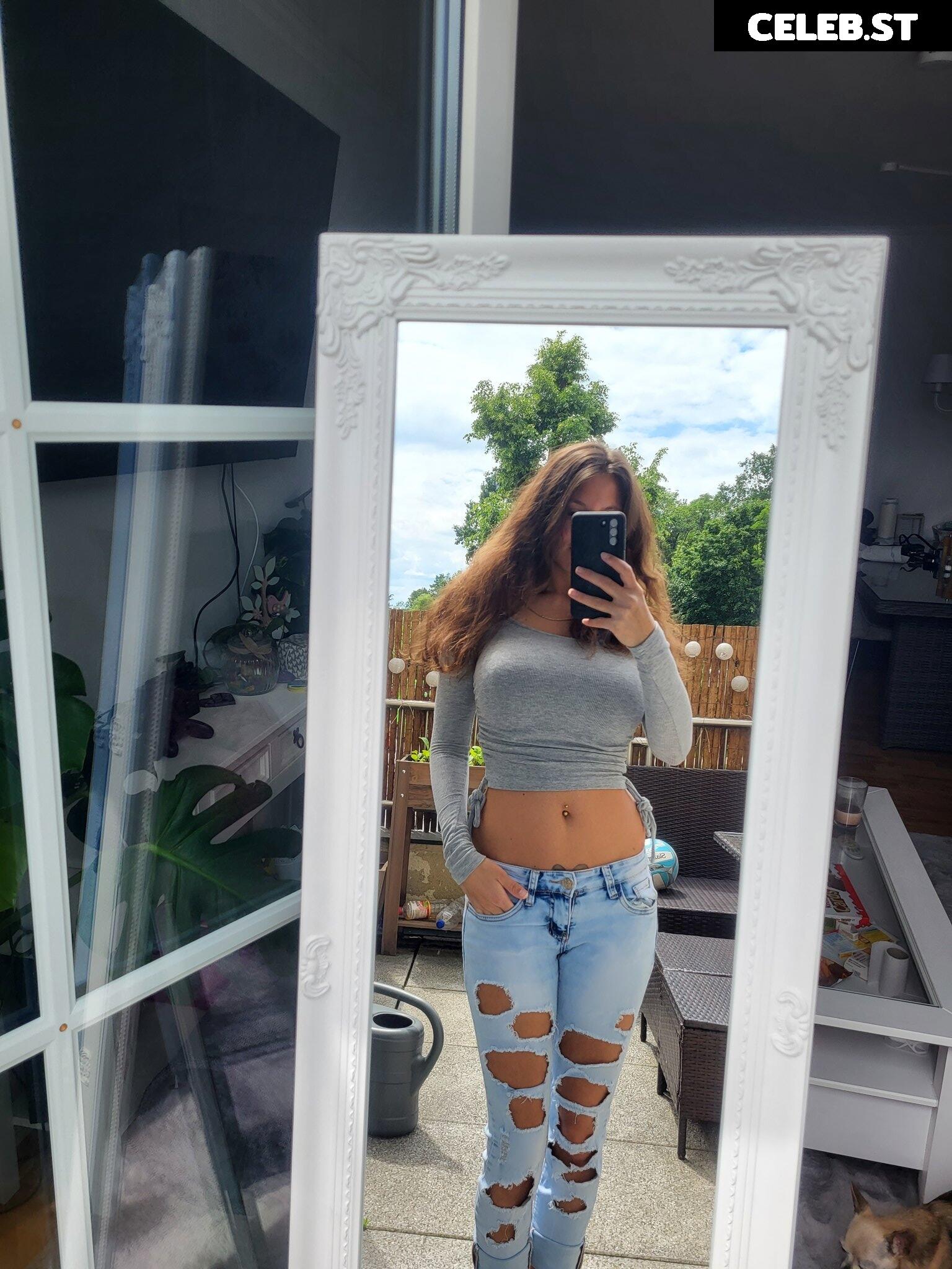 Kaity Sun Image 579044