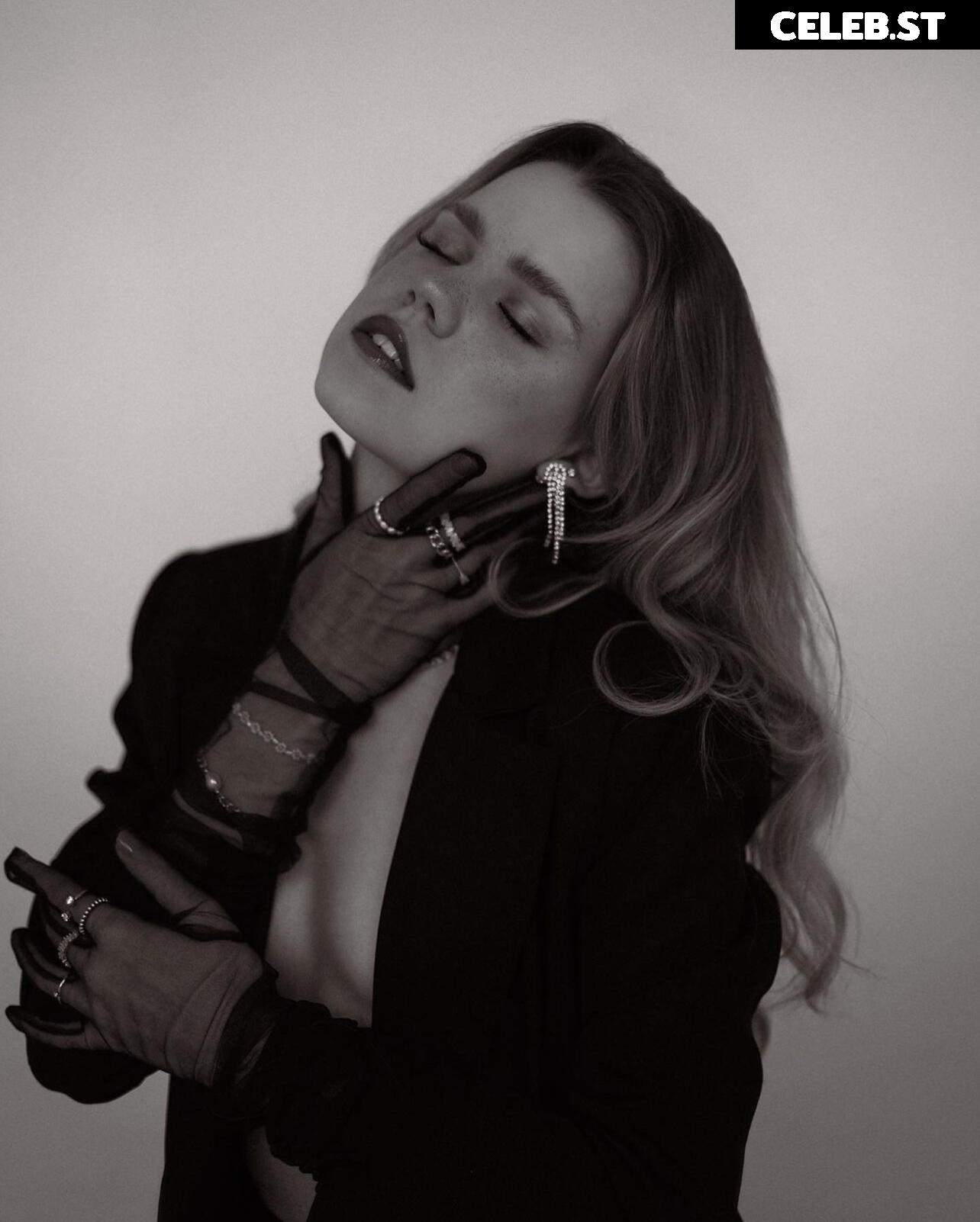 Lea Peach Image 578851