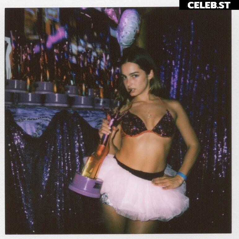 Addison Rae Image 575893