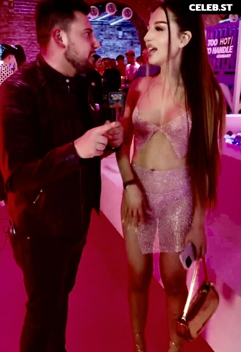 Jessica Delion Image 573568