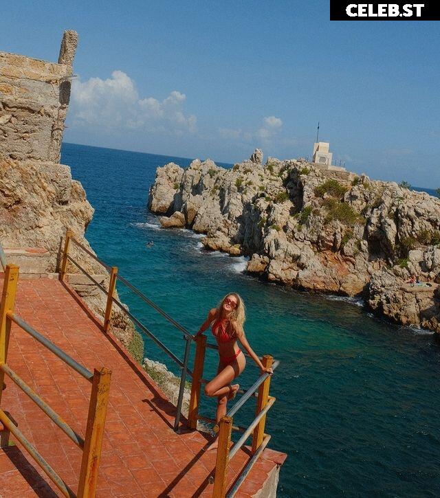 Alica Schmidt Image 572282