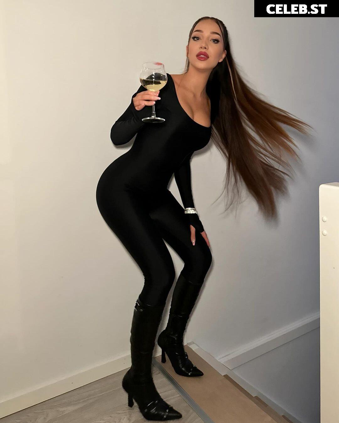 Jessica Delion Image 572357