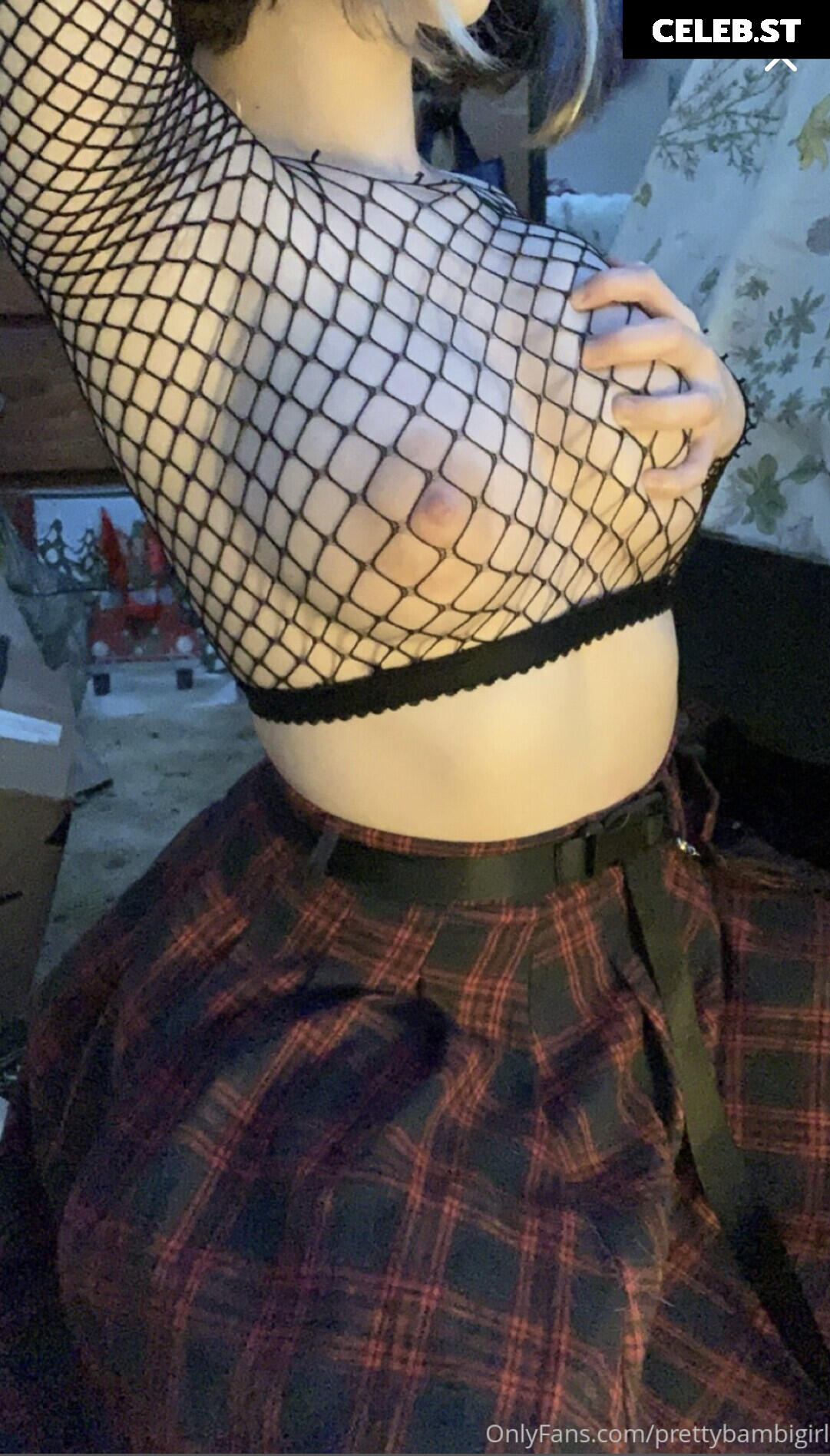 MossyMothBaby / mossymoth / Moth / bunn1eb / bunnieeb / Breannakate / Alexisthere / itsmobabyy / beascoffin Image 5086040