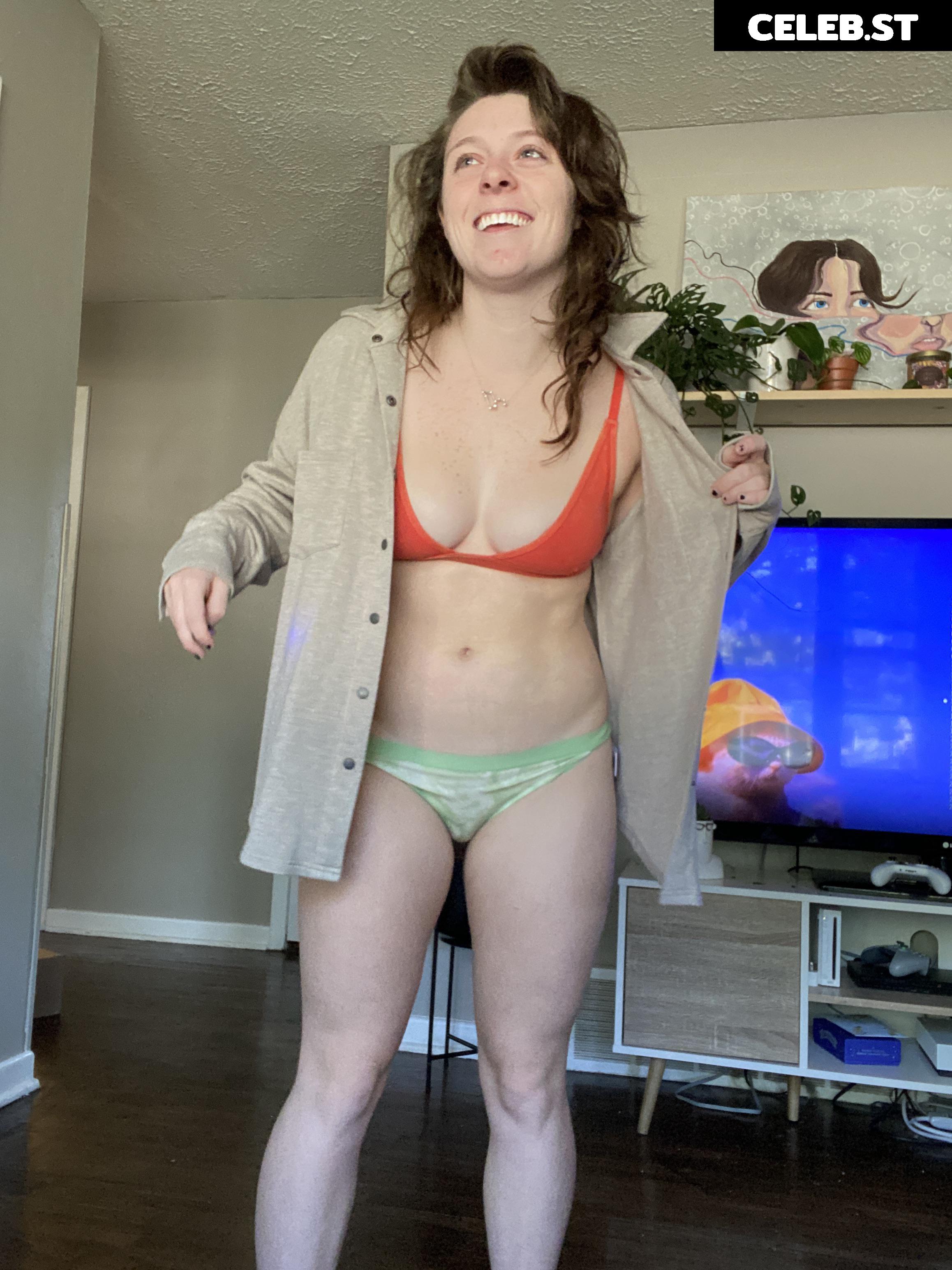 Freckledspirit / Creepyspookygirl / Freakysweetgirl / creepyt0es Image 5084576