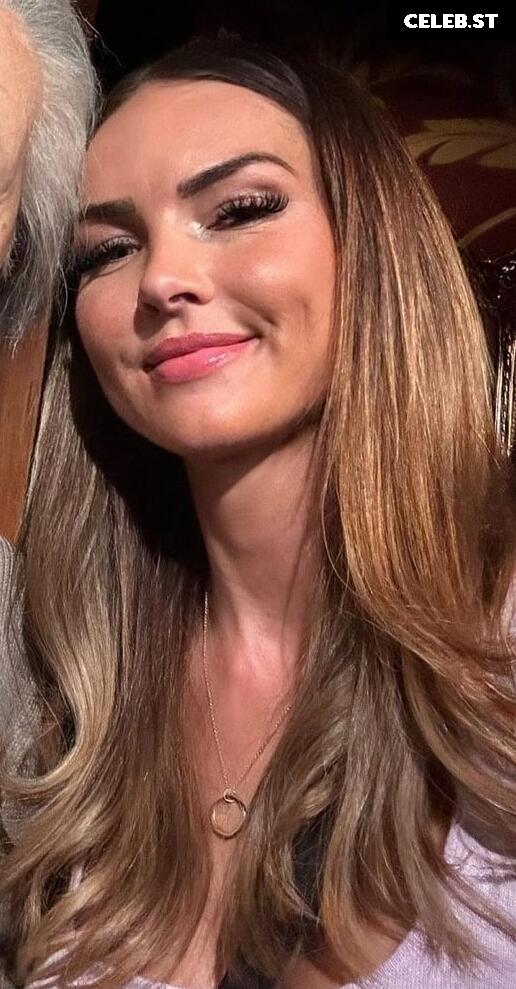 Natalia Vogel Image 508012