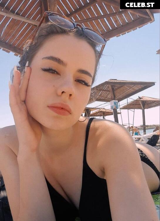 Alina Beskrovnaya Image 506416