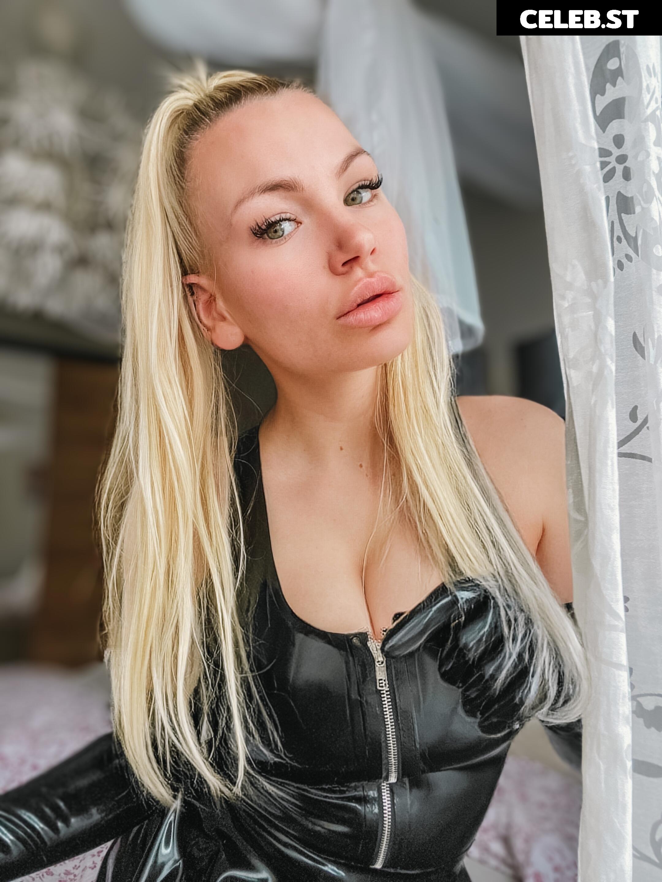 BEYLA HUGHES Image 503897