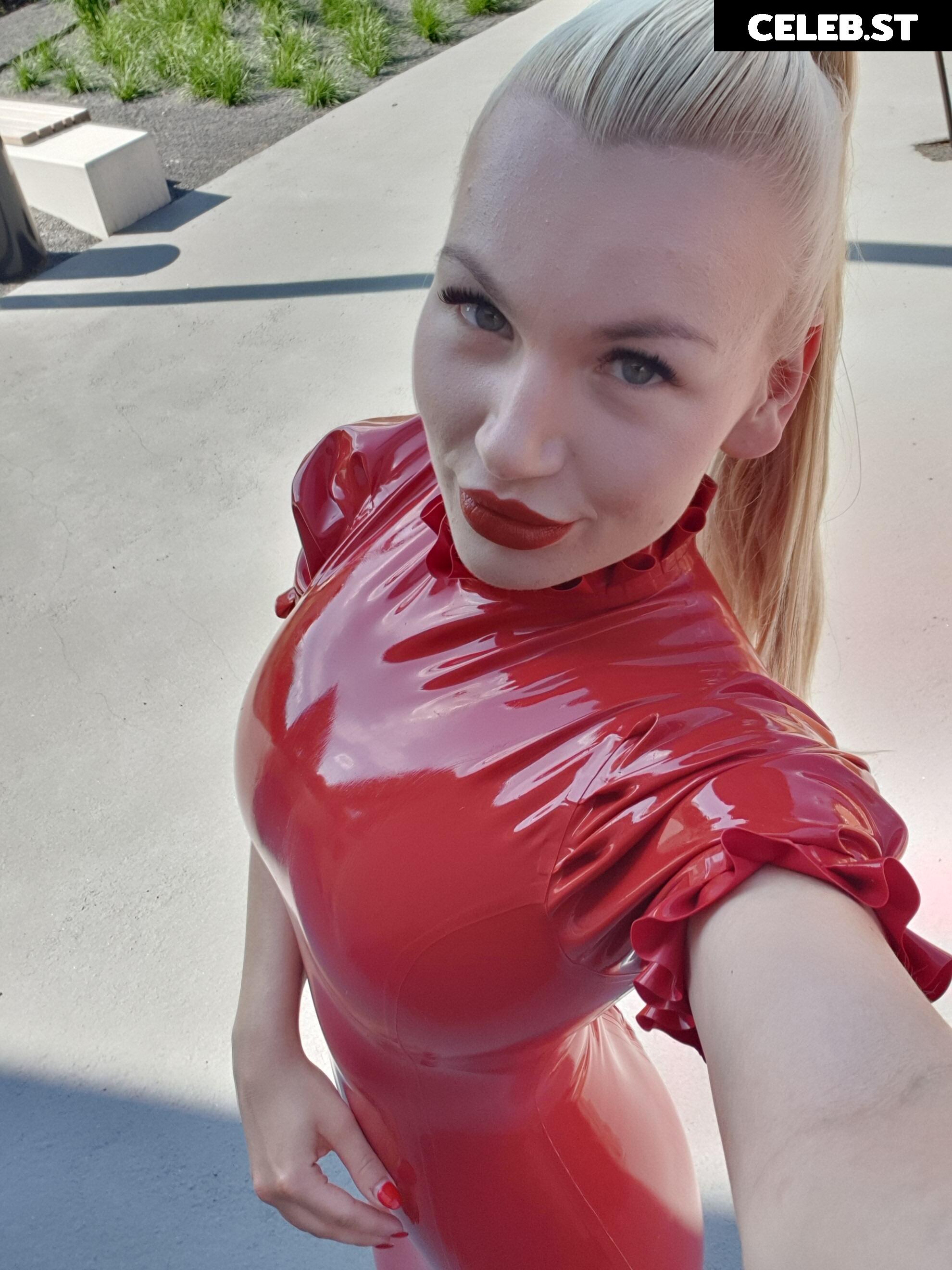 BEYLA HUGHES Image 502695