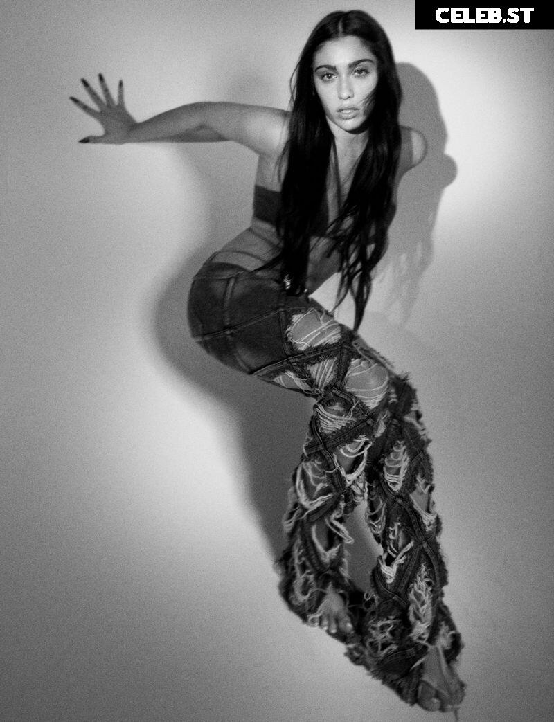 Lourdes Maria Ciccone Leon Image 5005440