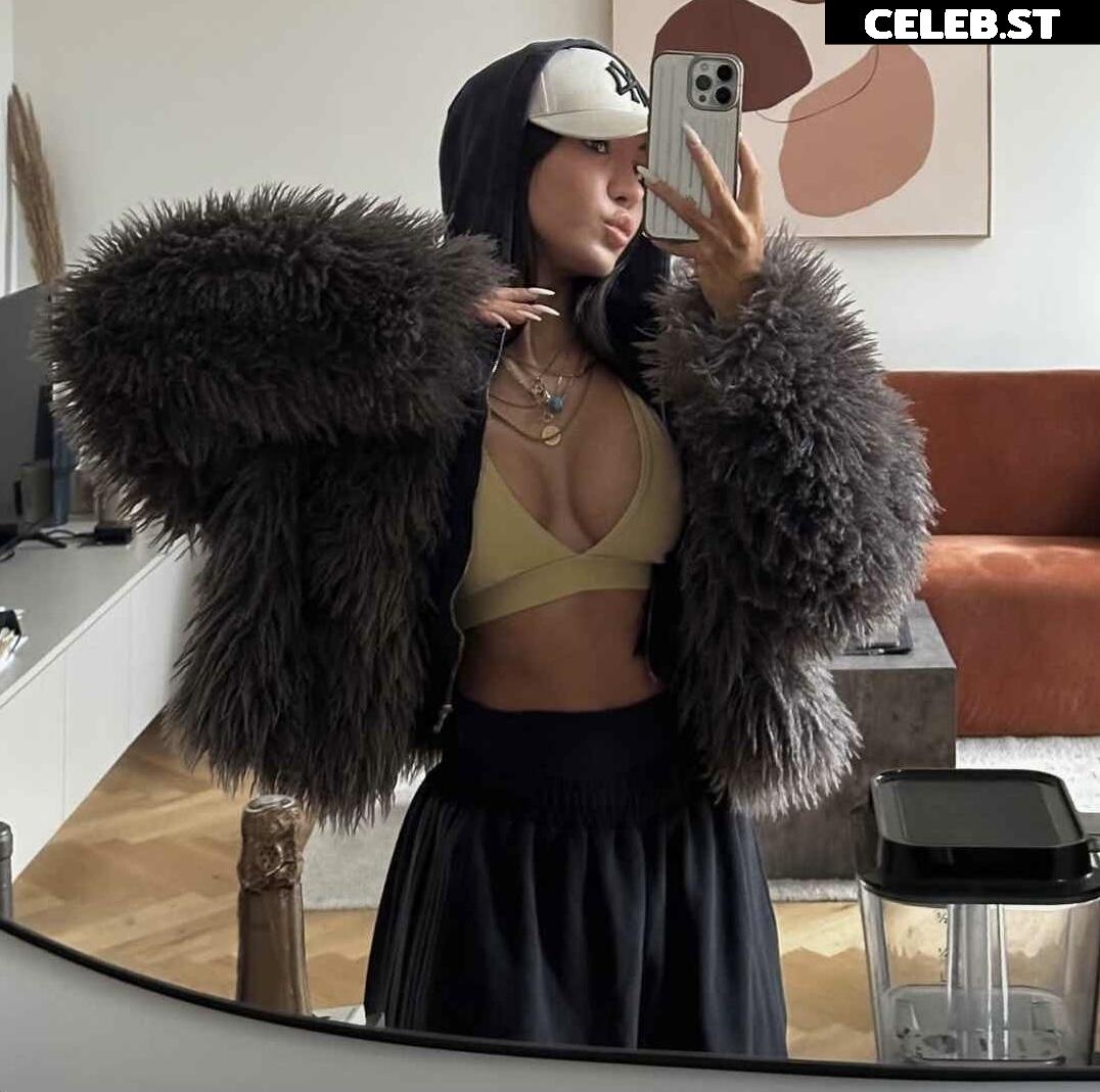 Merve Özkan Image 5001012