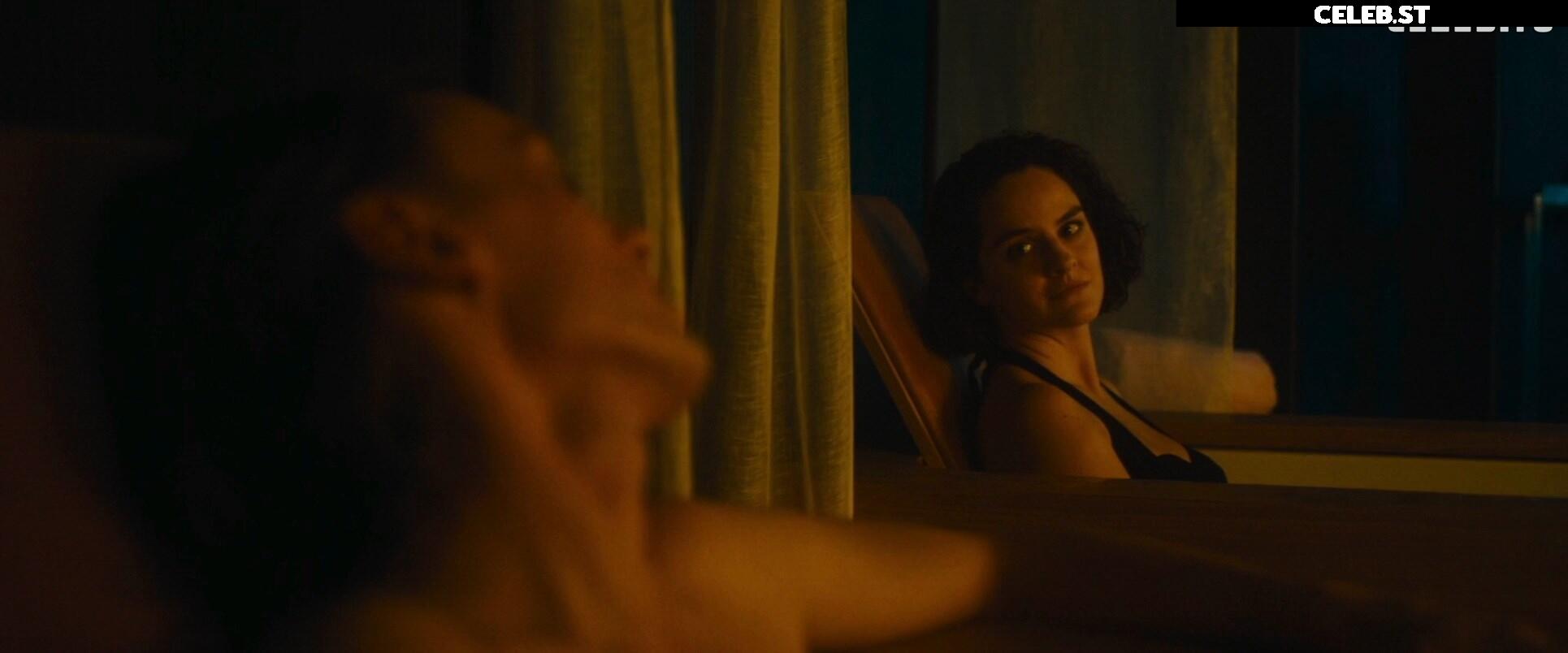 Noémie Merlant Image 5002506