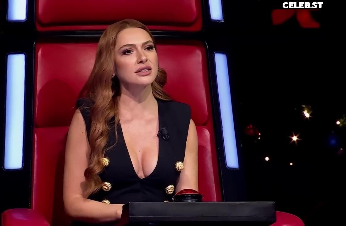 Hadise Image 5003692