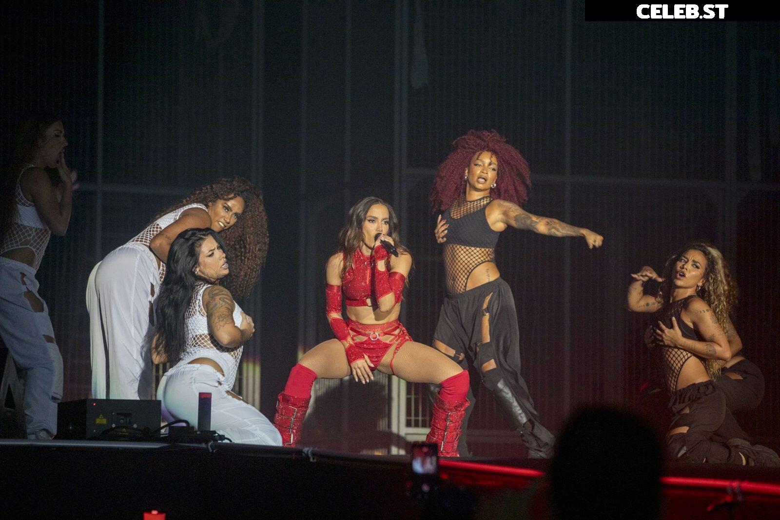 Anitta Image 4196843