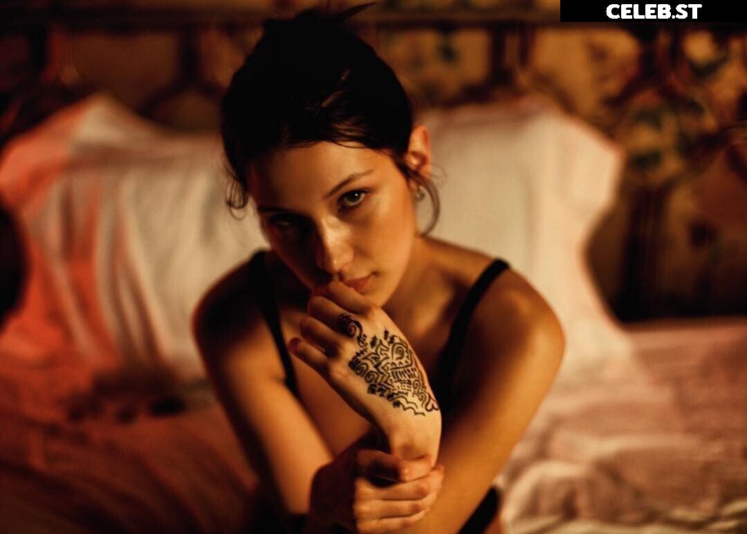 Bella Hadid Image 4196008