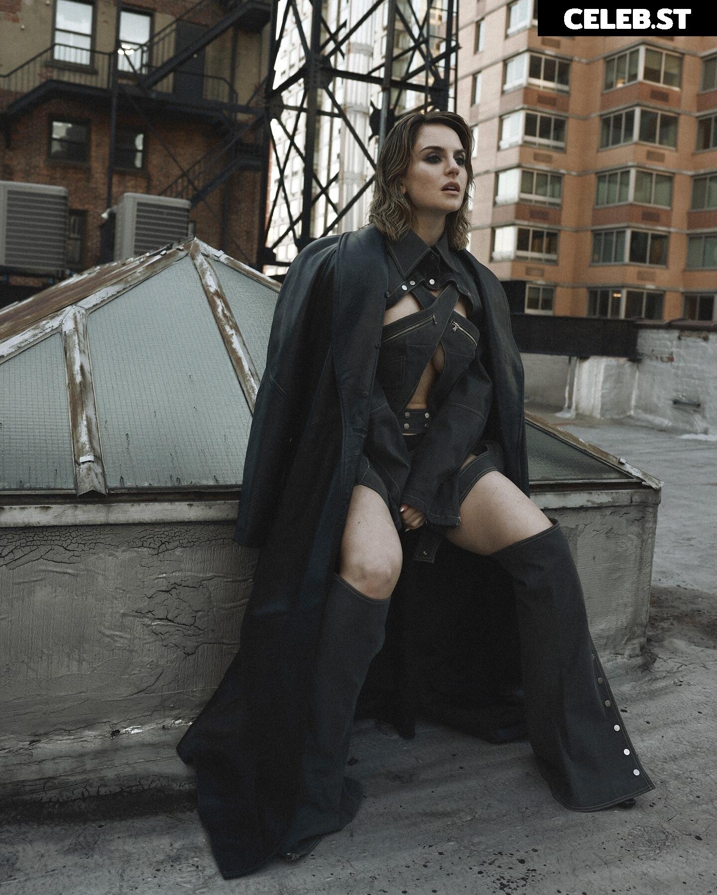 Joanna Levesque Image 4199984