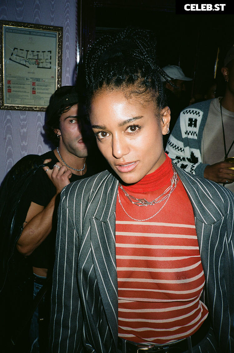 Larypoppins / Lary Image 4198751