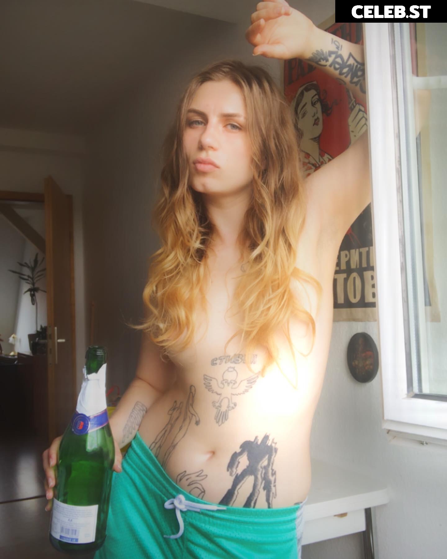 Yung FSK18 Image 418187