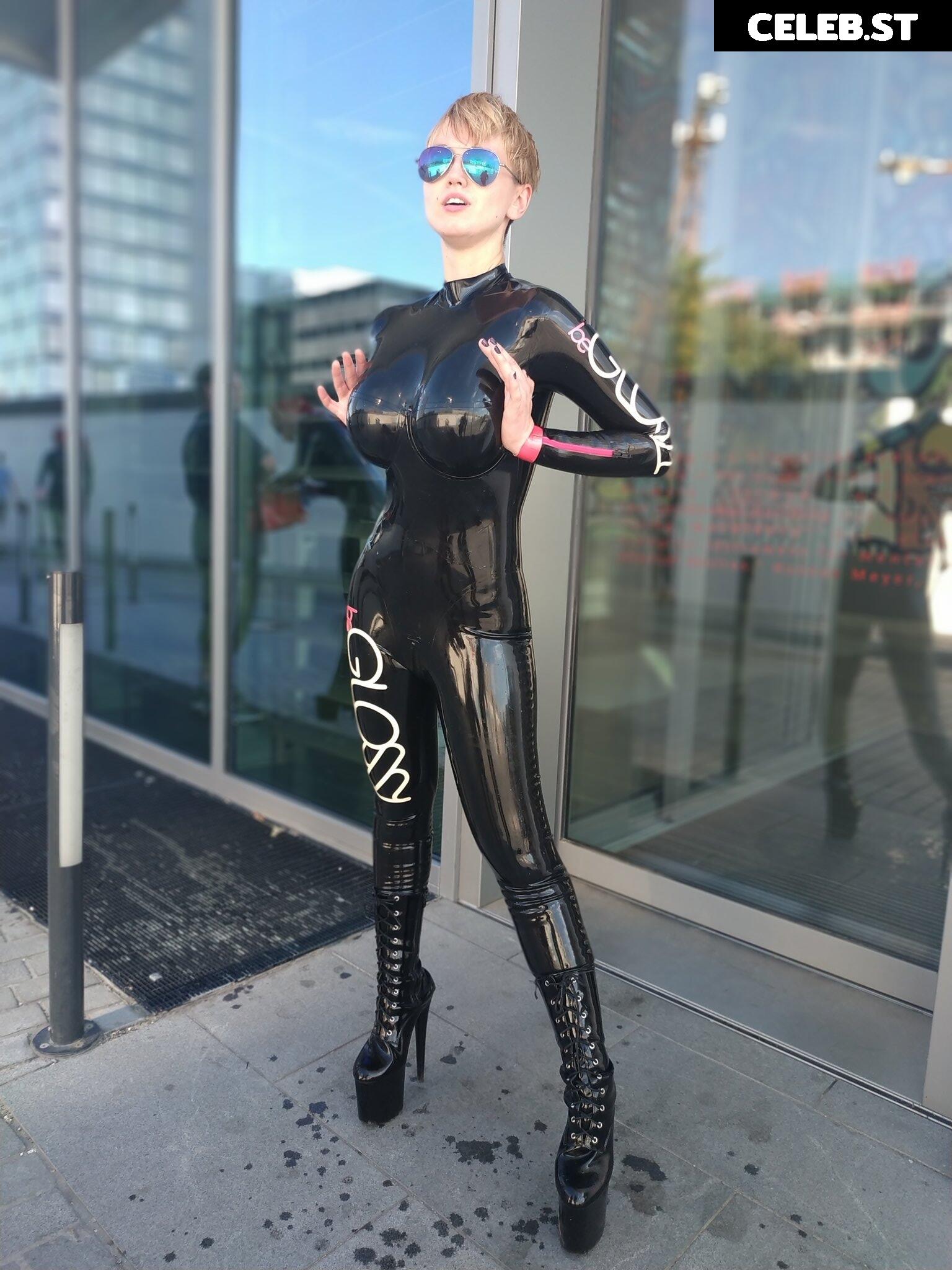 Katerina Mora Image 418845