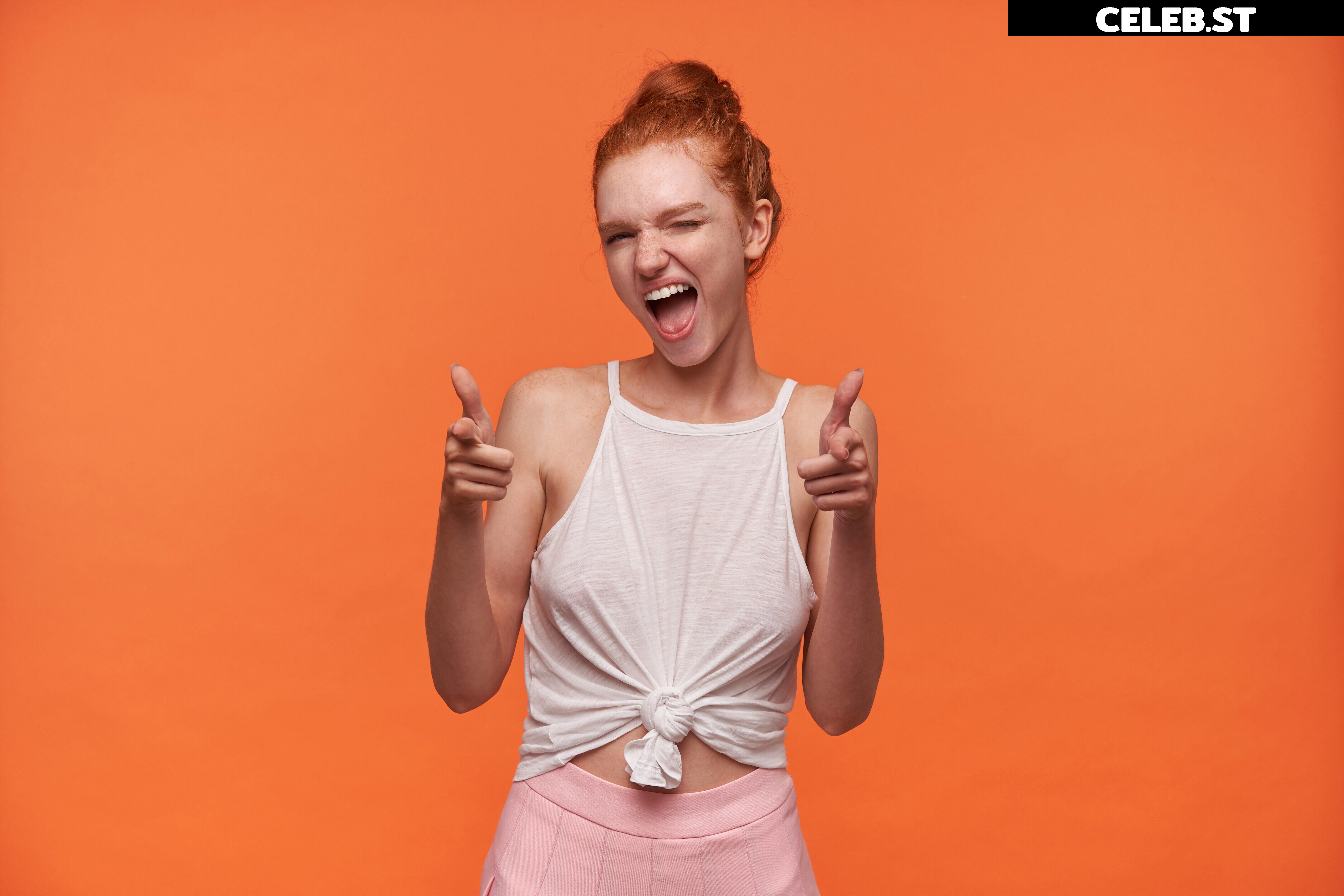 Myfoxyland Image 4172204