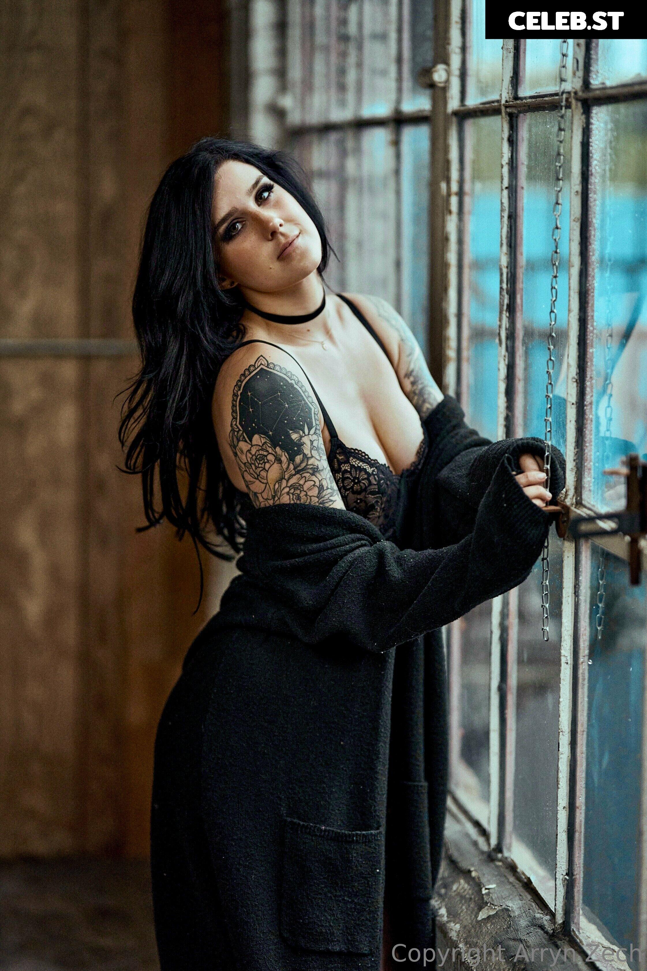 Arryn Zech Image 4165987