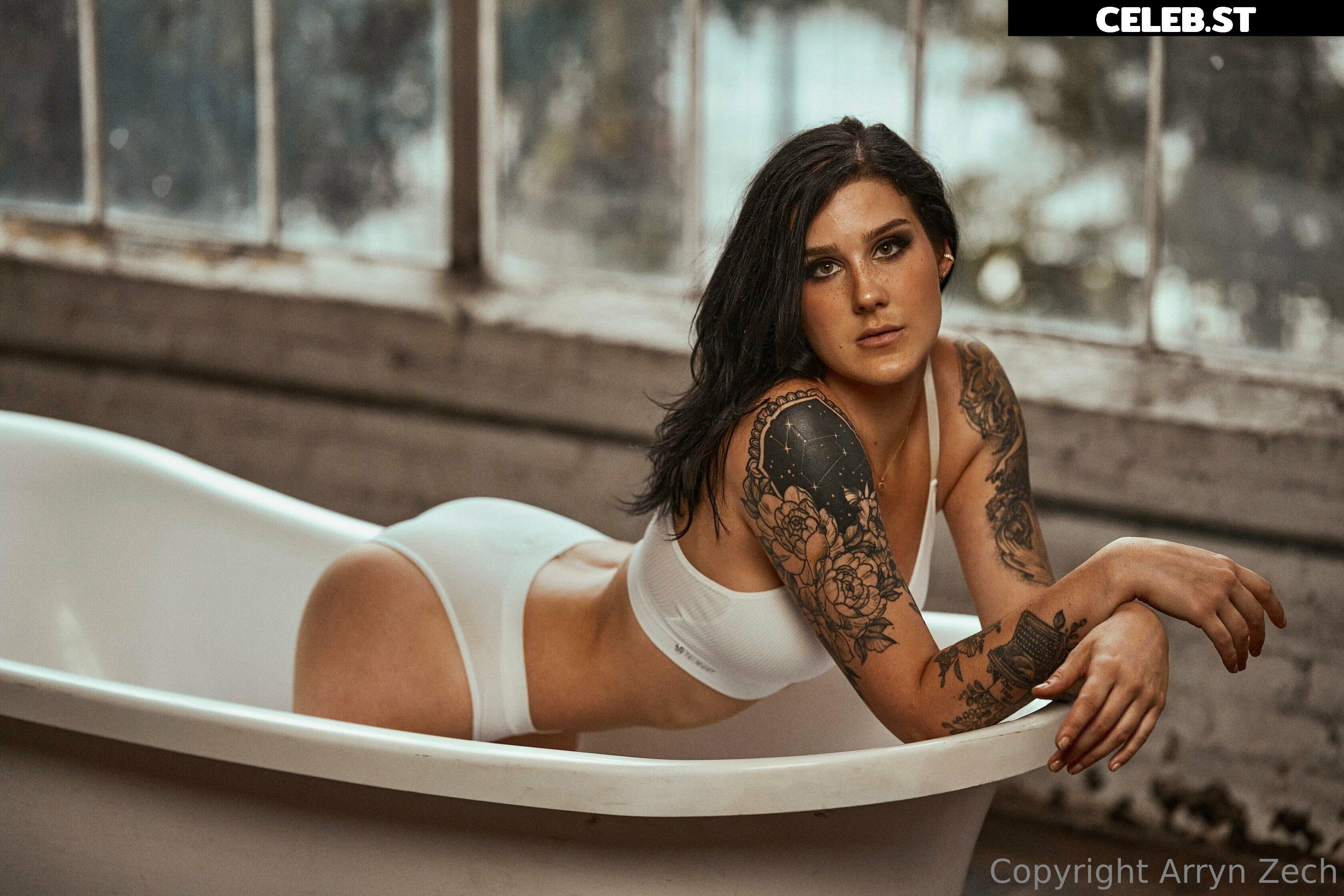 Arryn Zech Image 4161855