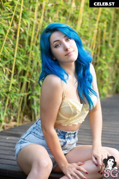 Mhere - Suicide Girl Image 4163143
