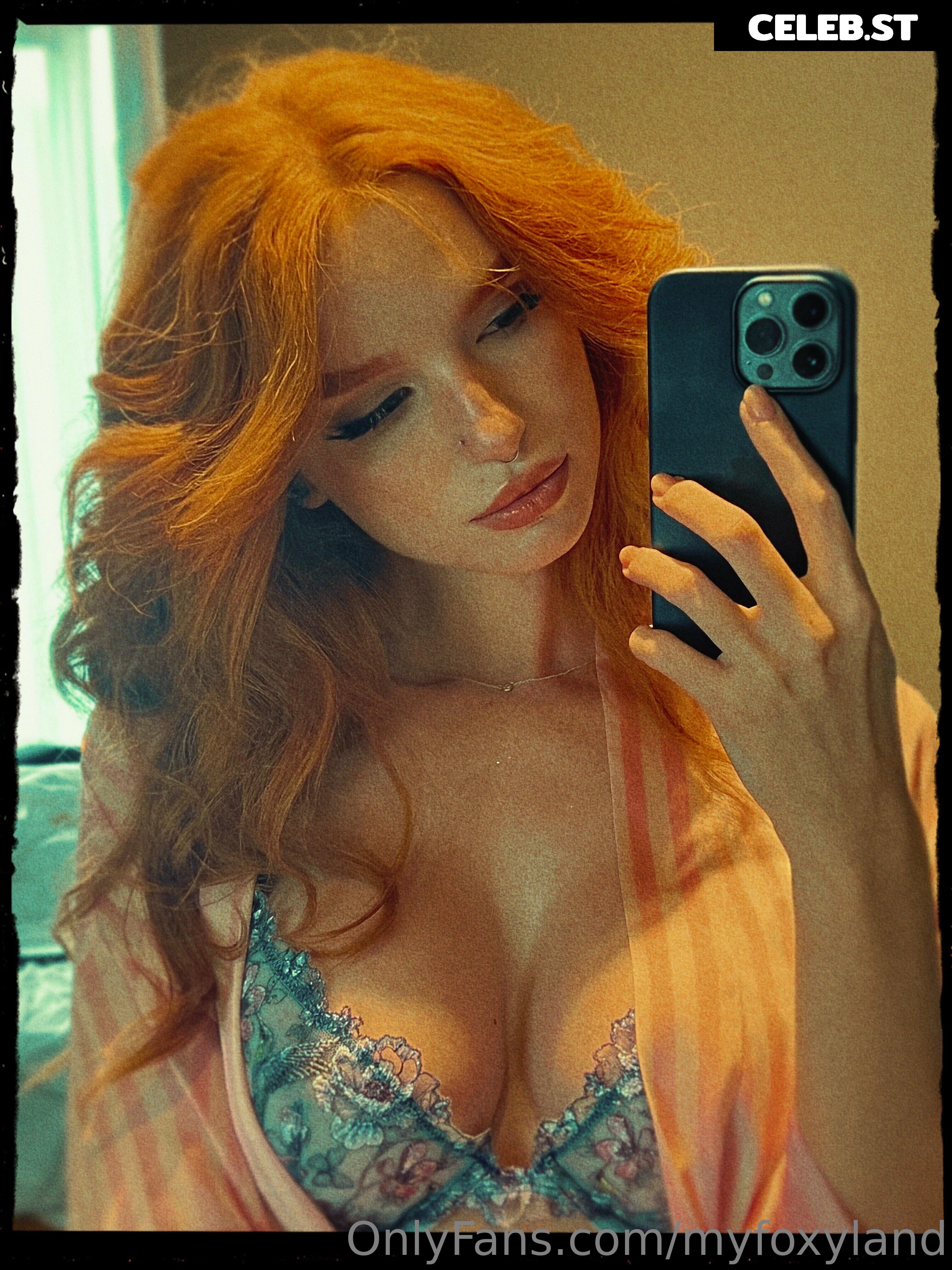 Myfoxyland Image 4156477