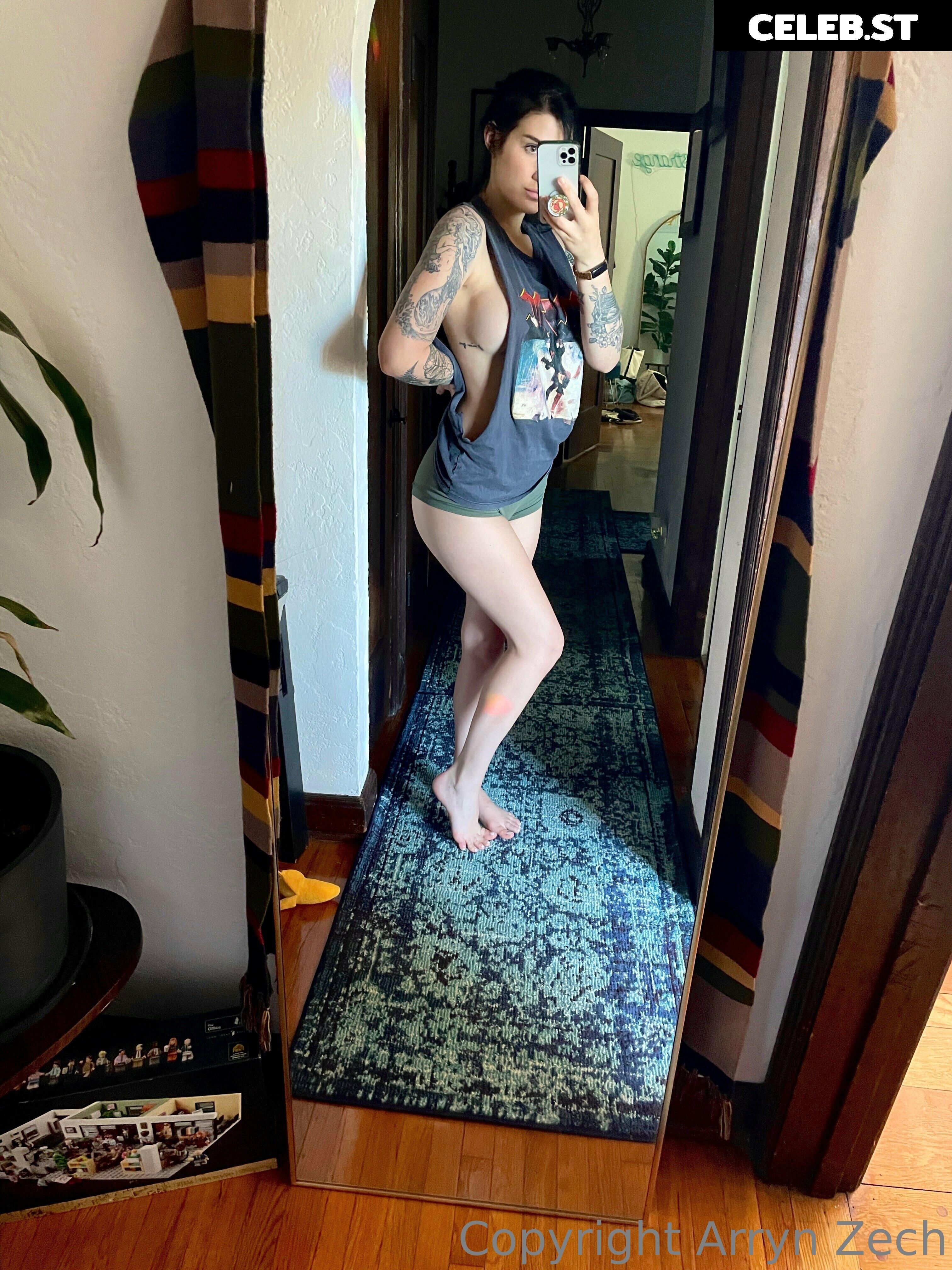 Arryn Zech Image 4156260