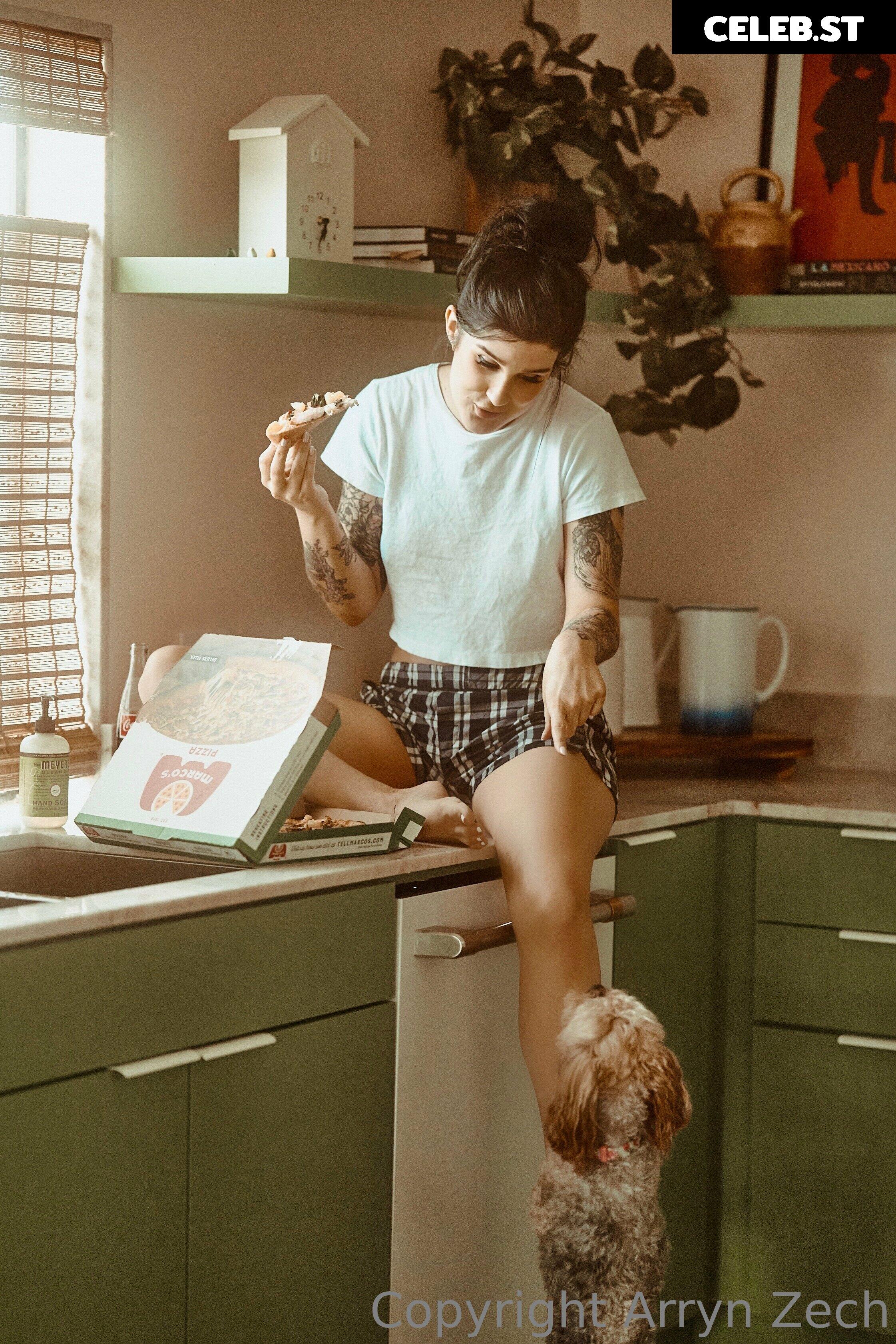 Arryn Zech Image 4157729