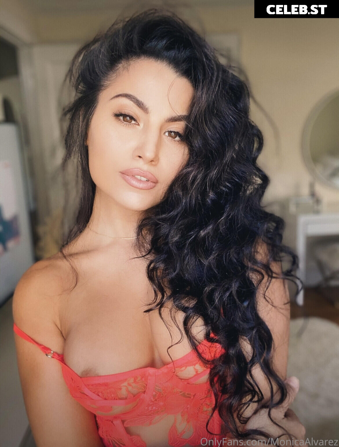 Monica Alvarez Image 4151997