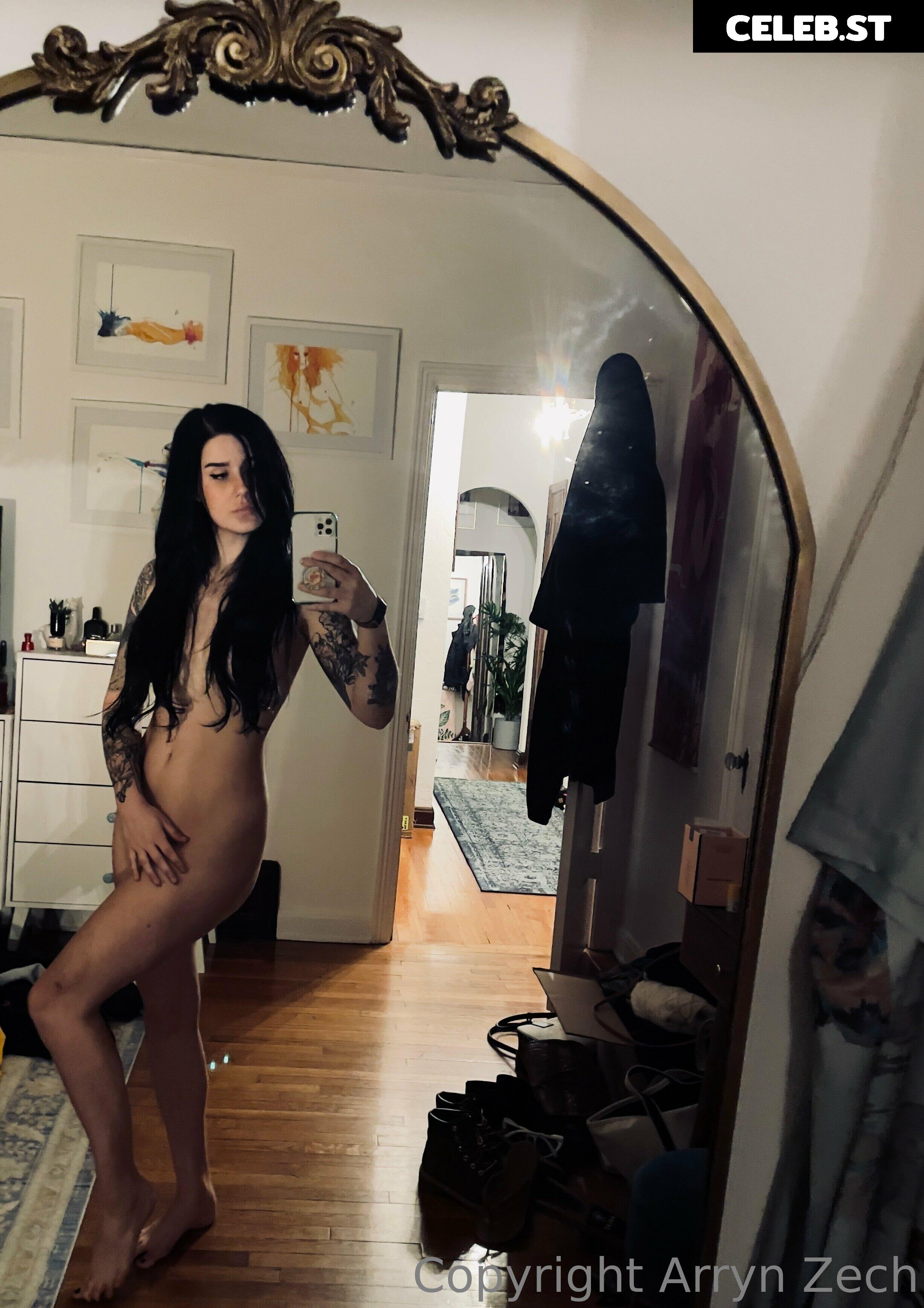 Arryn Zech Image 4150869