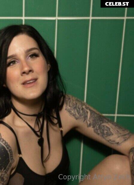 Arryn Zech Image 4150752