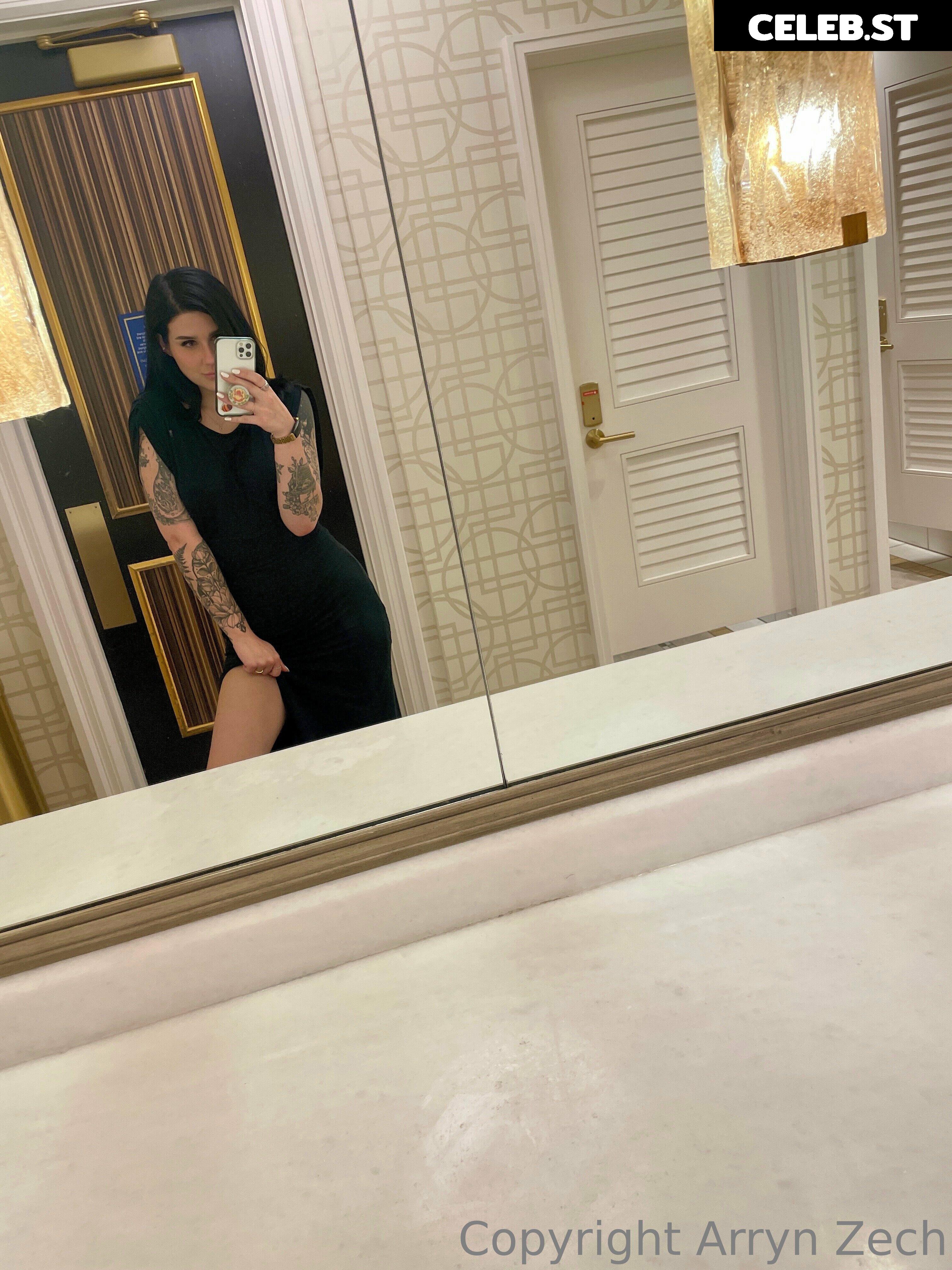Arryn Zech Image 4158300