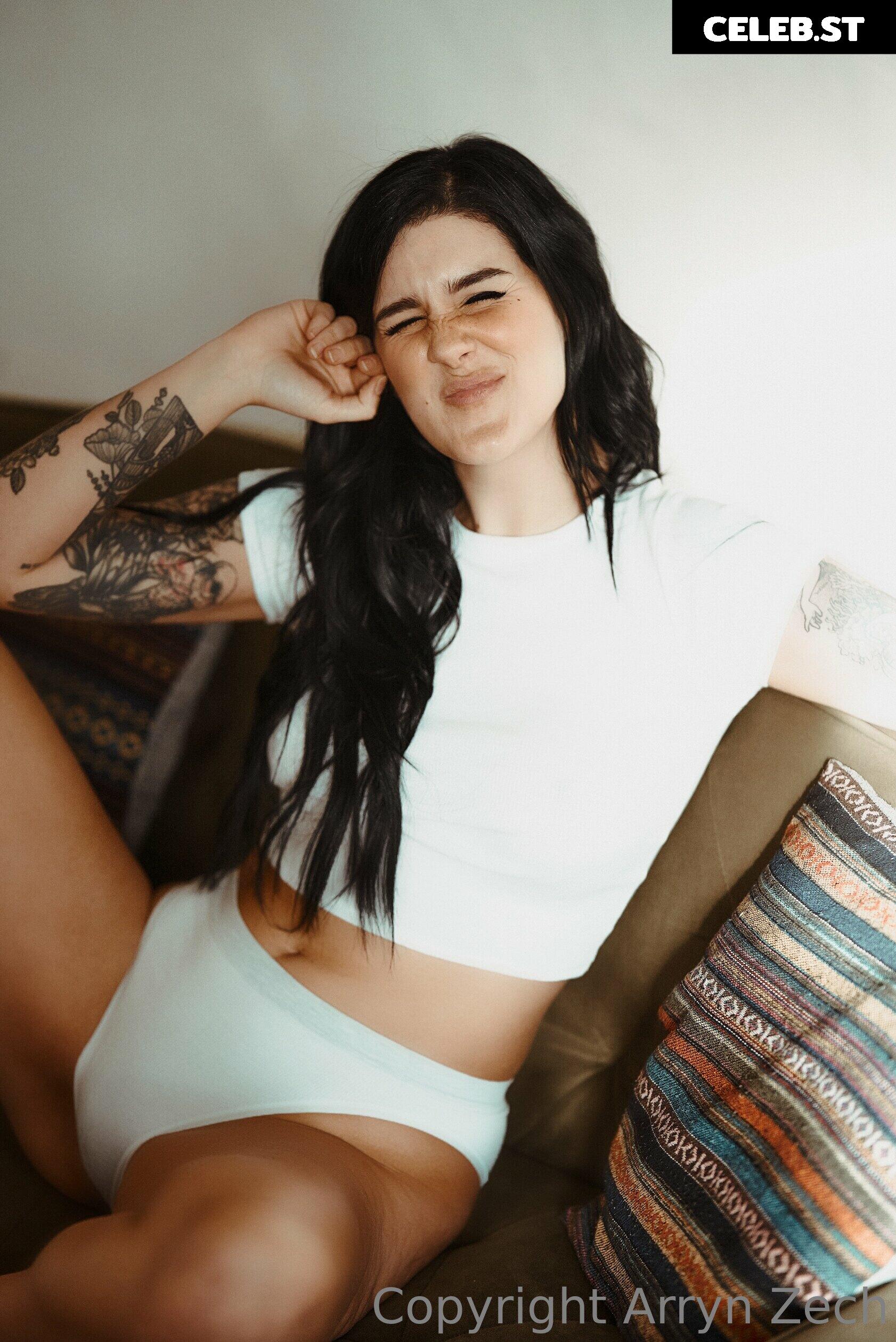 Arryn Zech Image 4144715