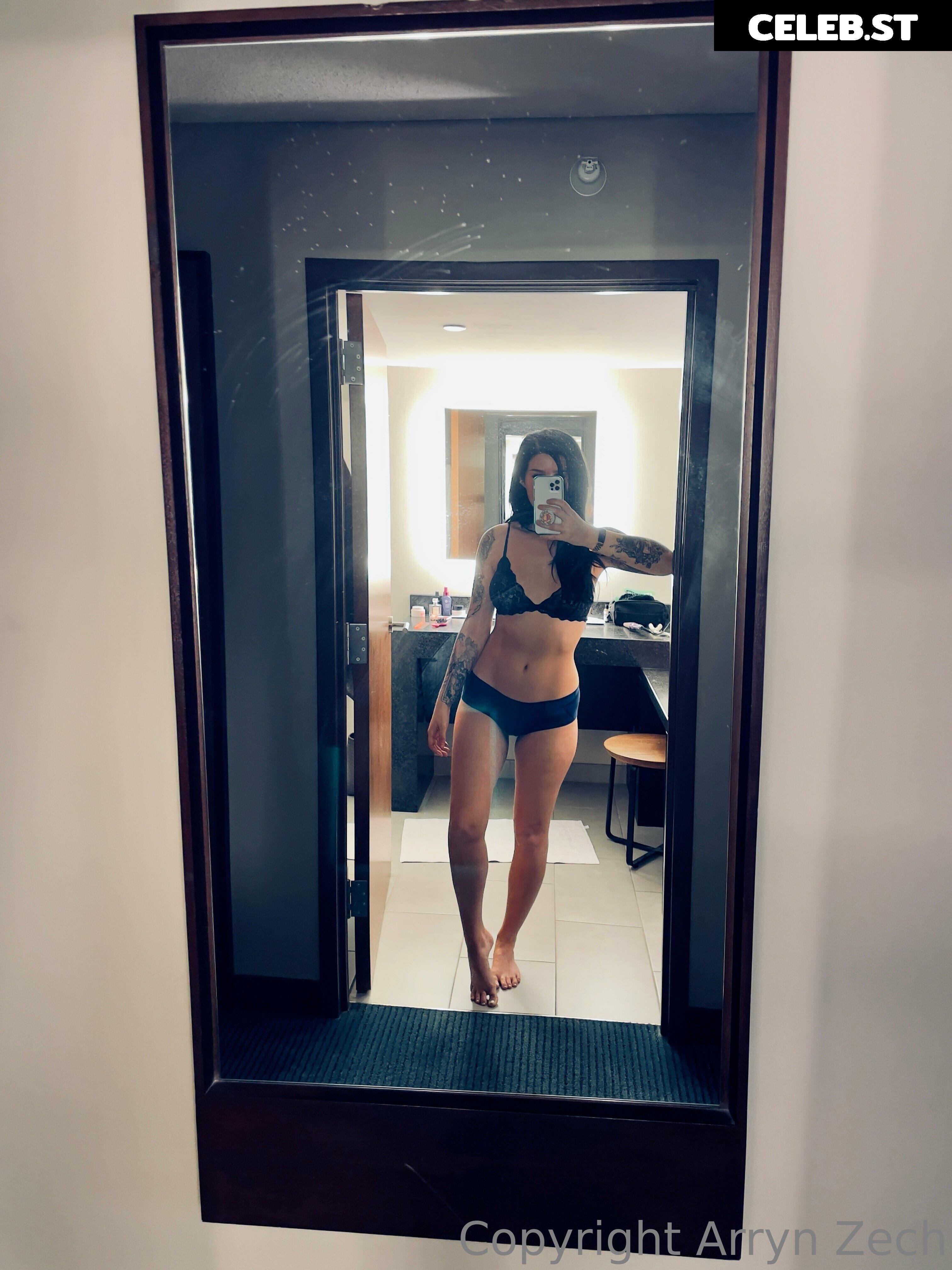 Arryn Zech Image 4141293