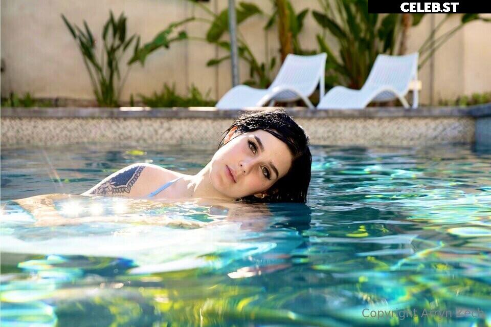 Arryn Zech Image 4142417