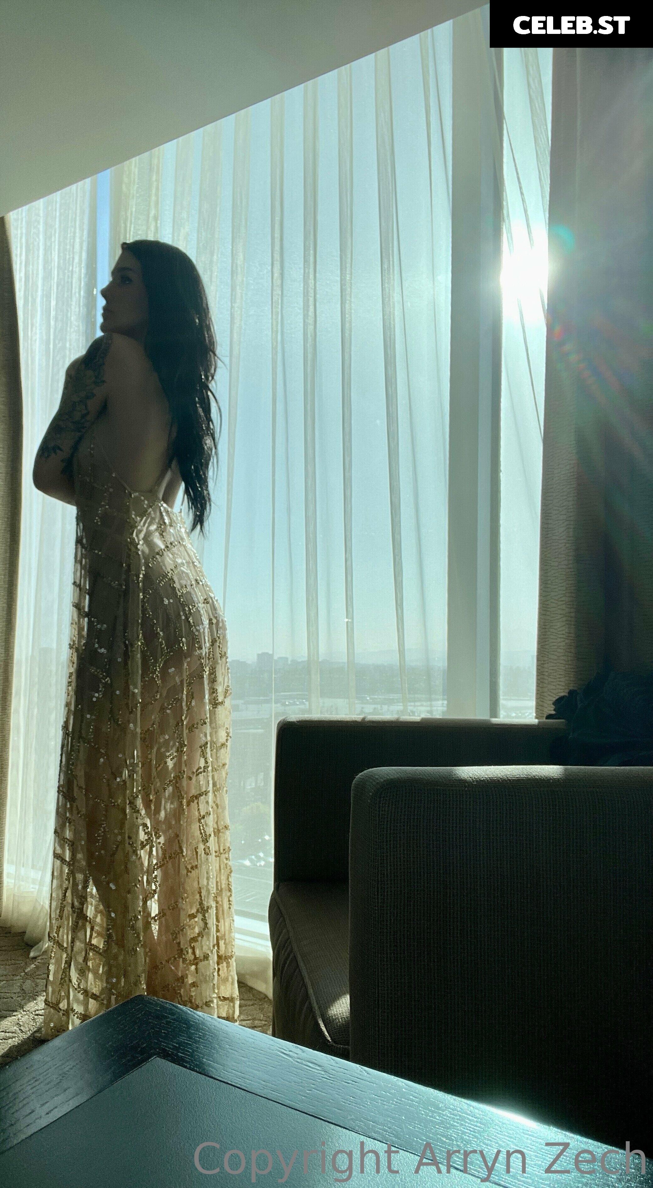 Arryn Zech Image 4149461