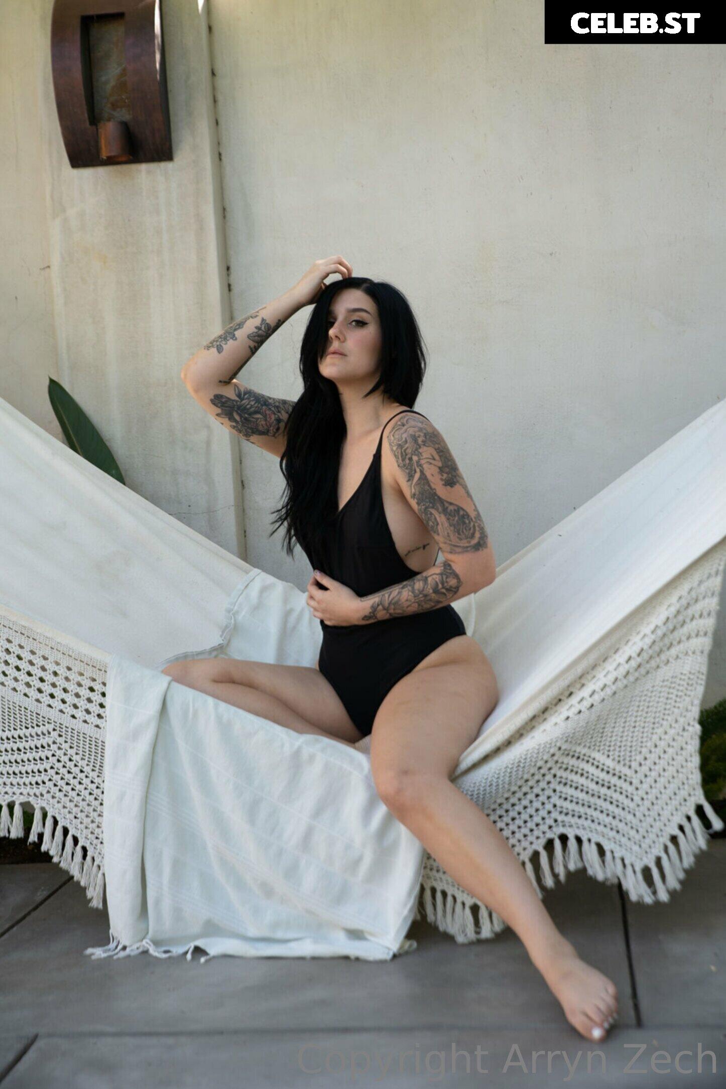 Arryn Zech Image 4136211