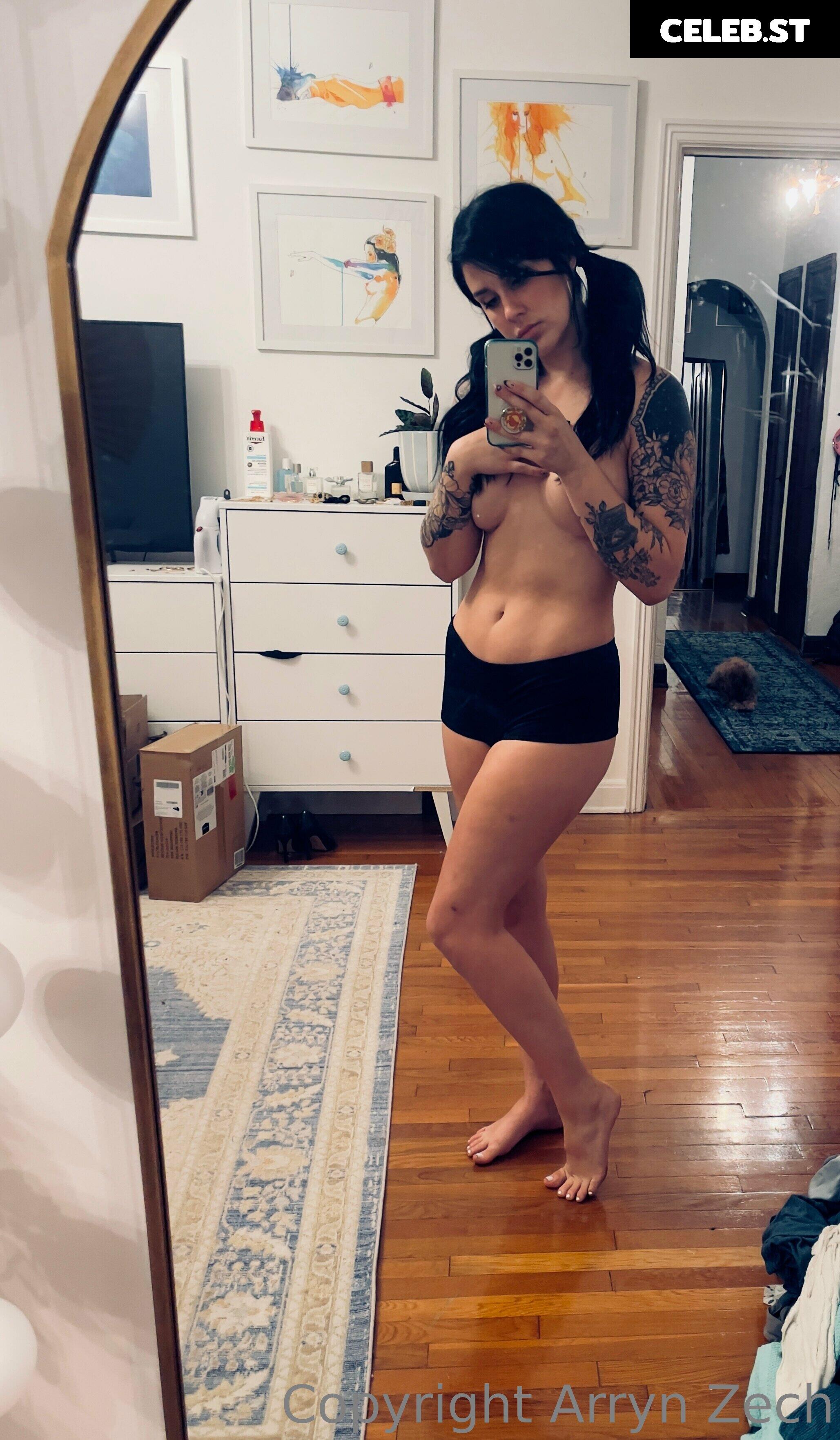 Arryn Zech Image 4134729